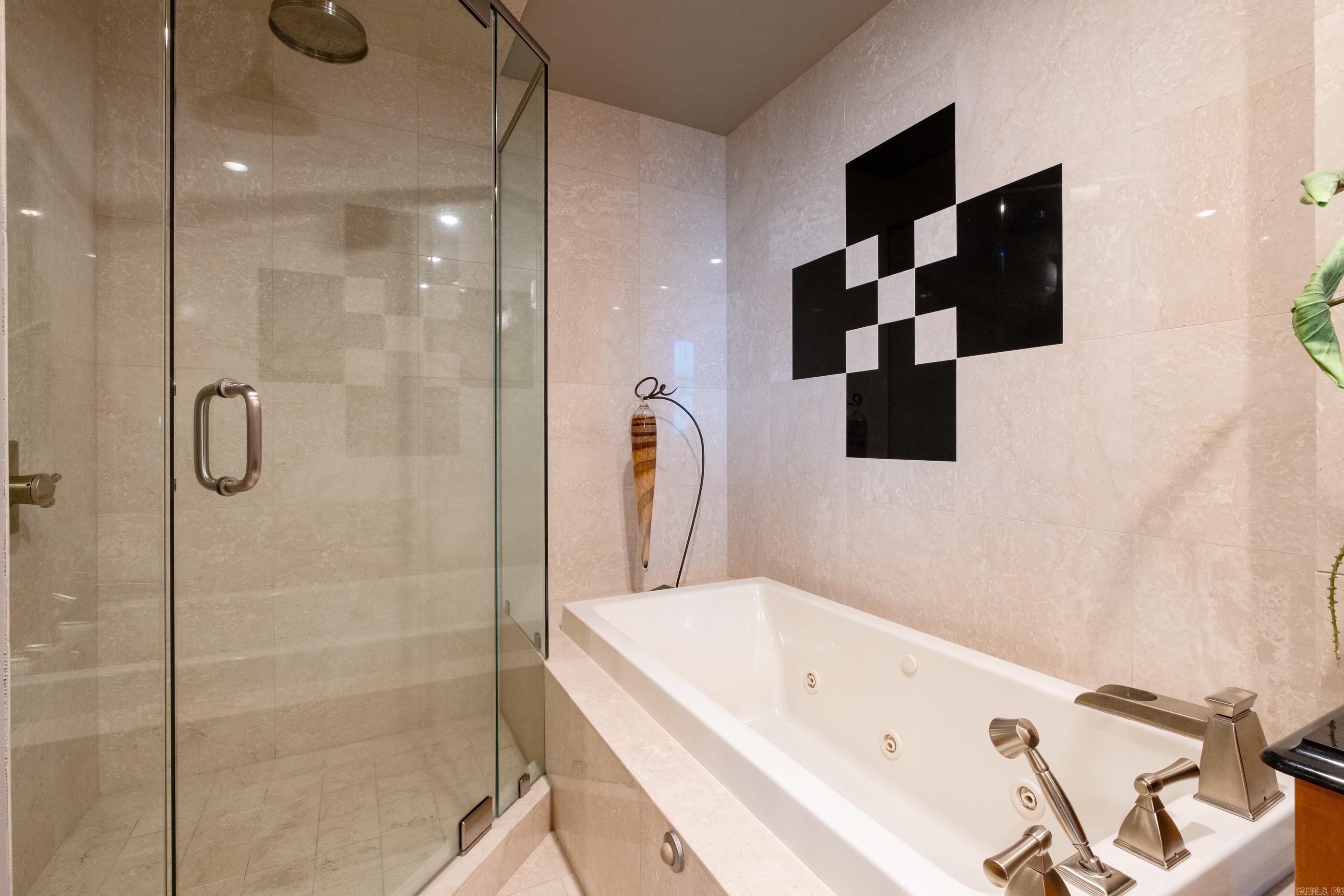 300 THIRD HPR - Residential