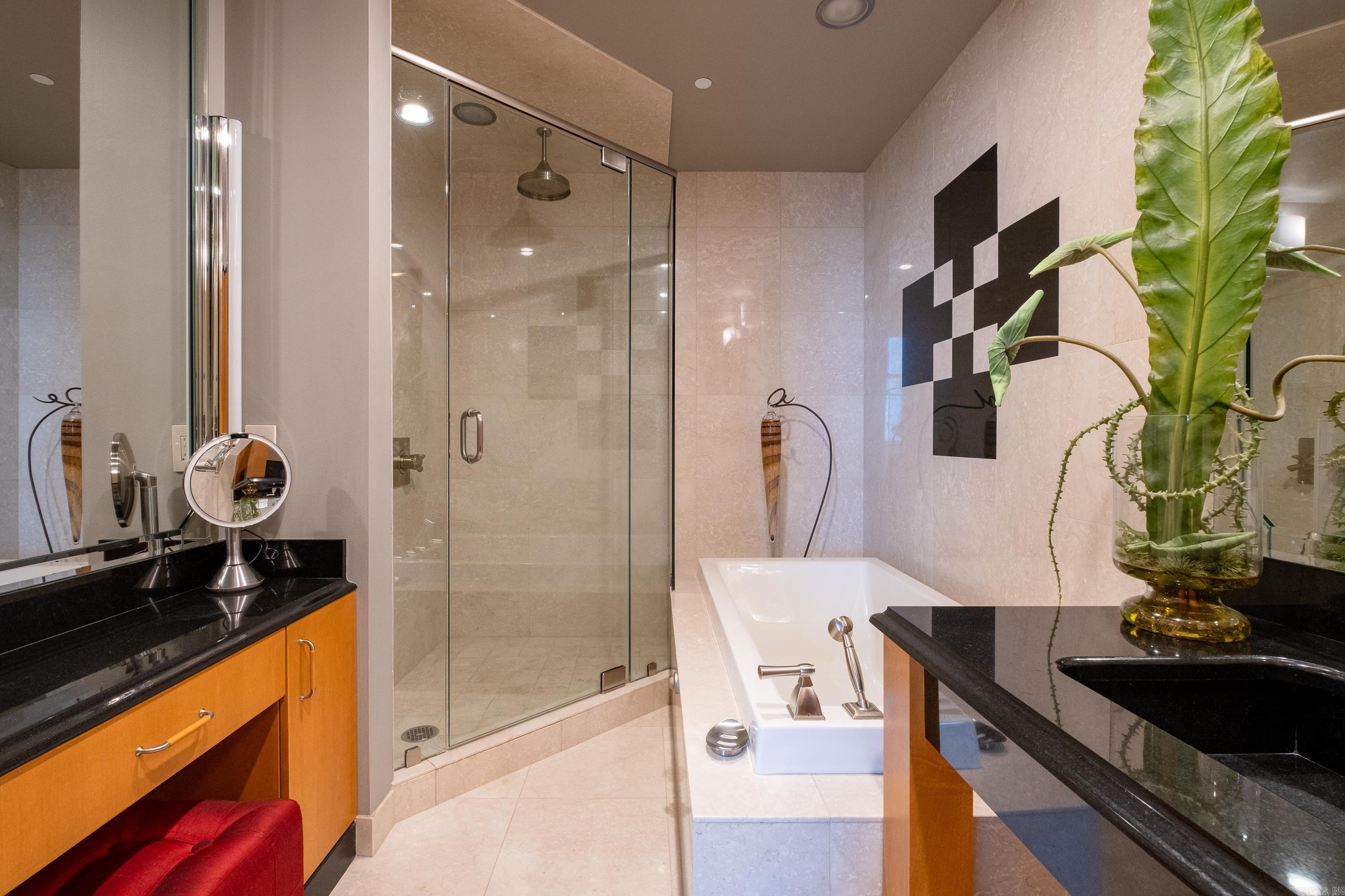 300 THIRD HPR - Residential