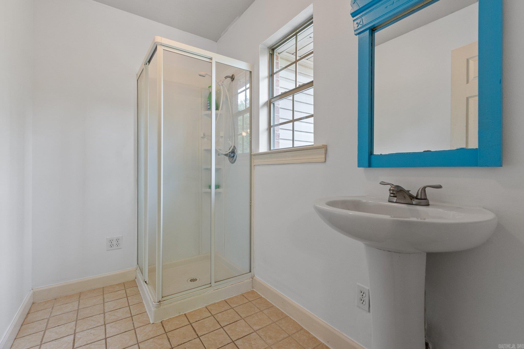 SOUTH SHORE ADDN - Residential