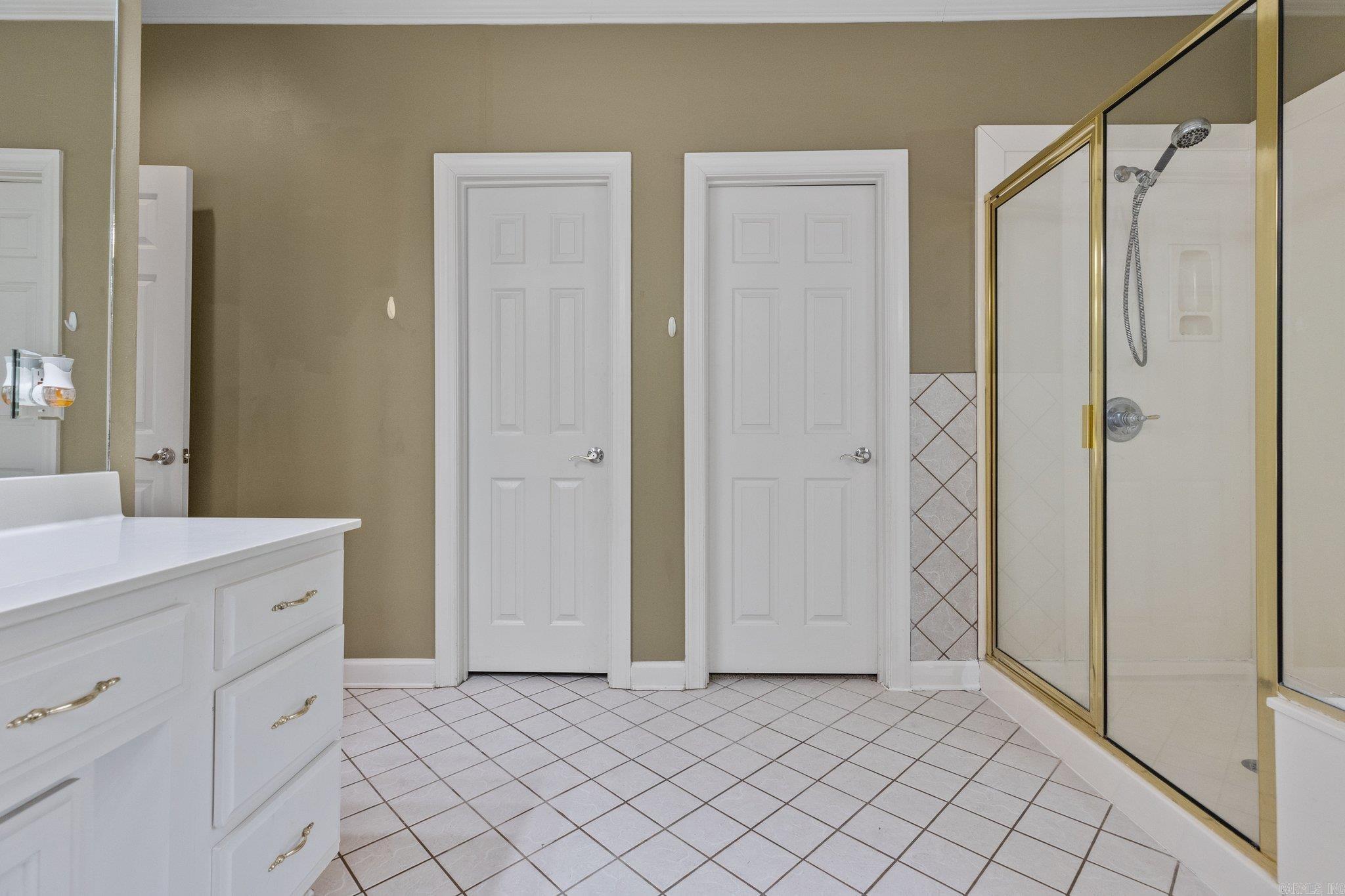 SOUTH SHORE ADDN - Residential