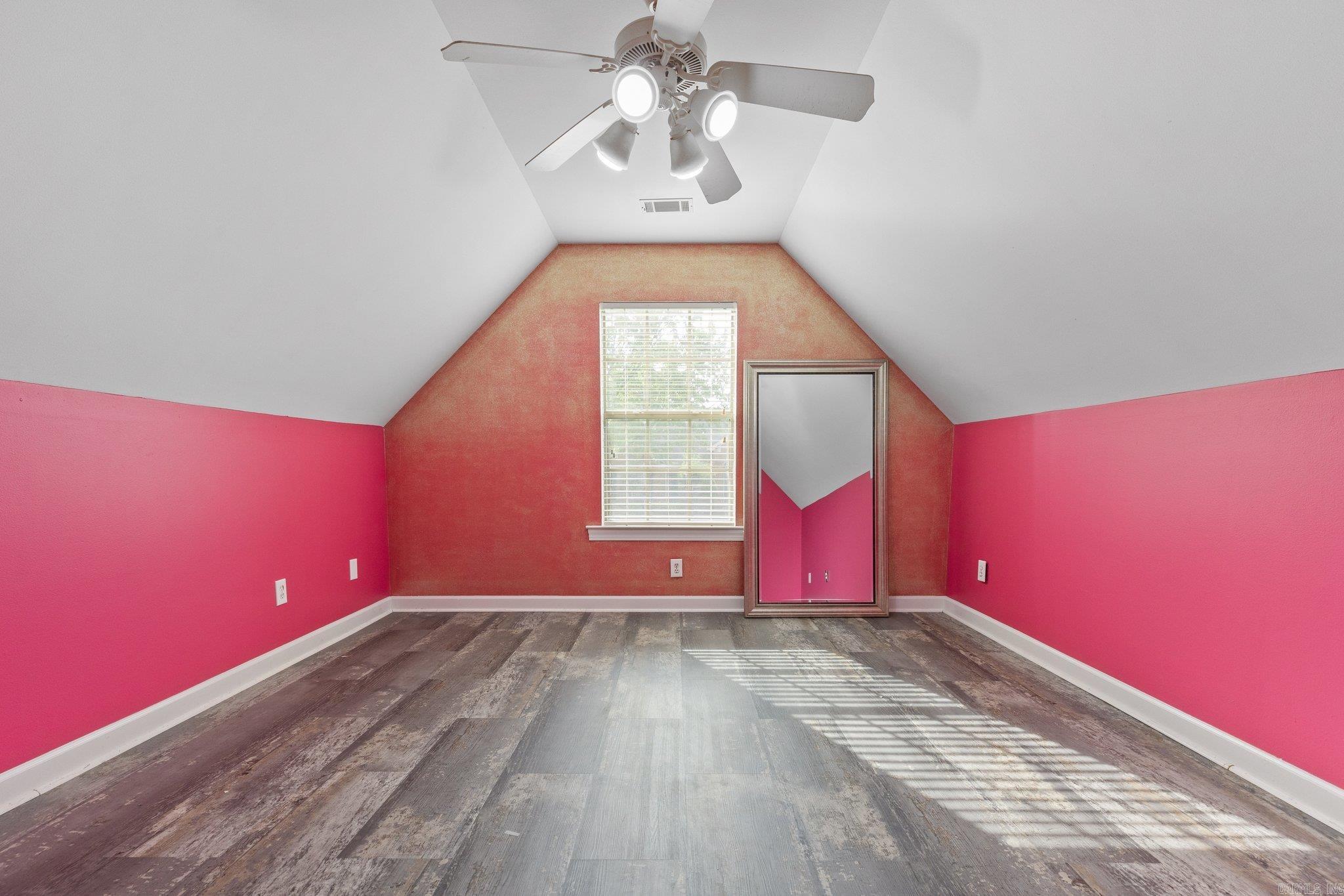 SOUTH SHORE ADDN - Residential