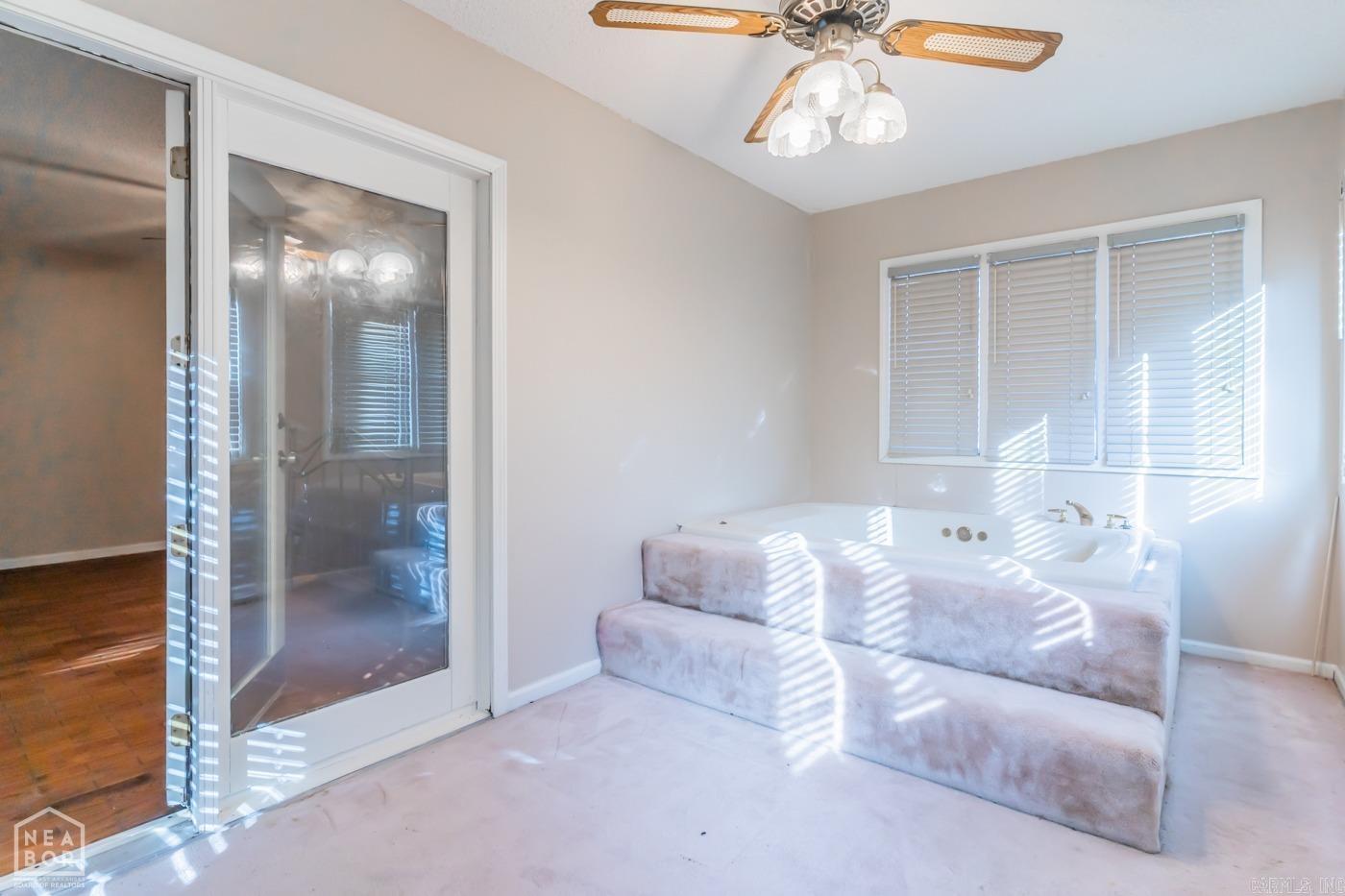 Martin Green Pines - Residential