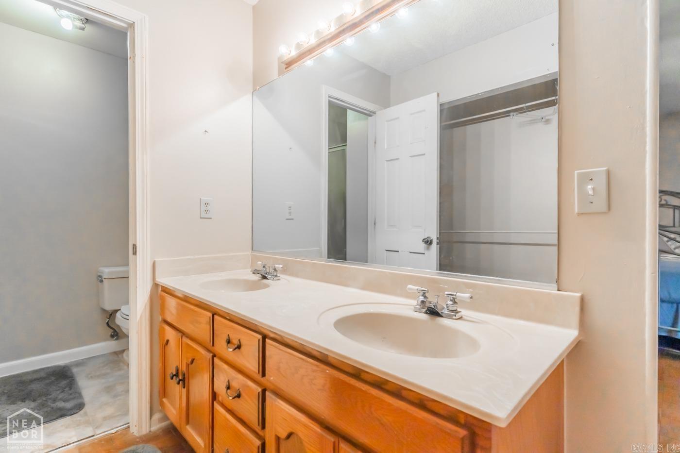 Martin Green Pines - Residential