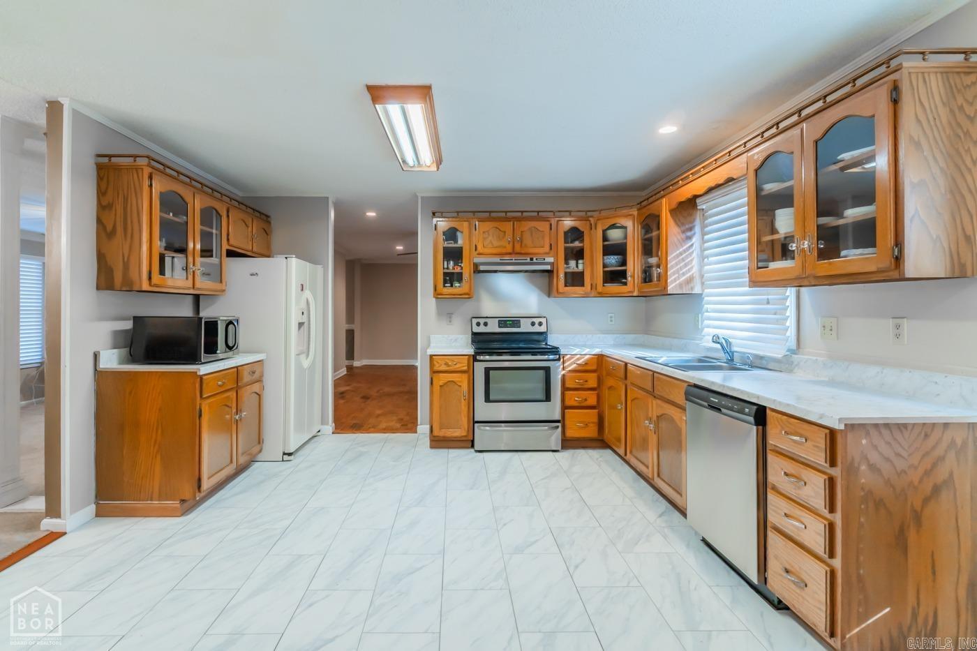 Martin Green Pines - Residential