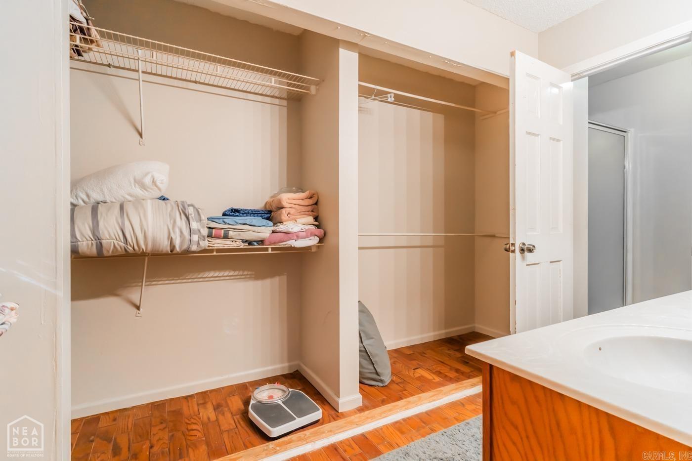 Martin Green Pines - Residential