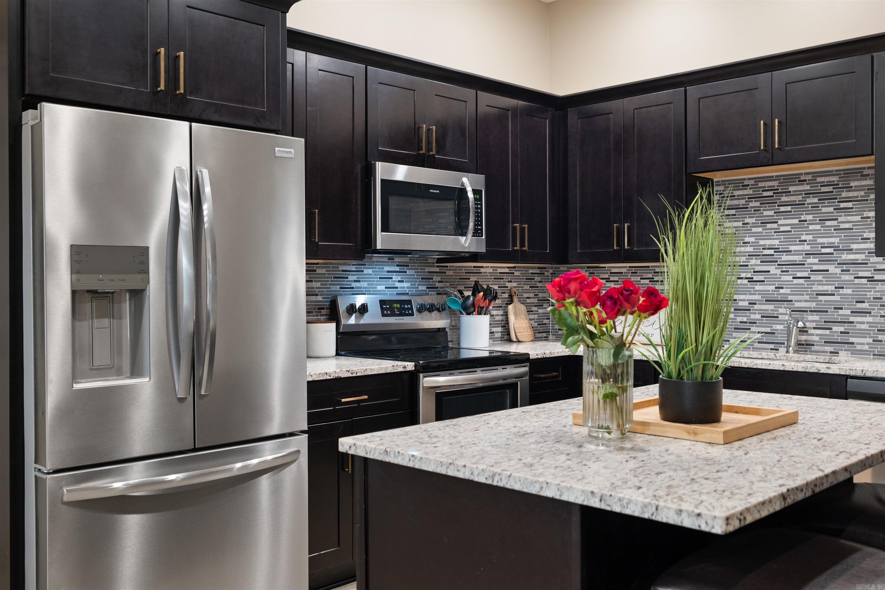 CRAFTSBURY VILLAGE - Residential