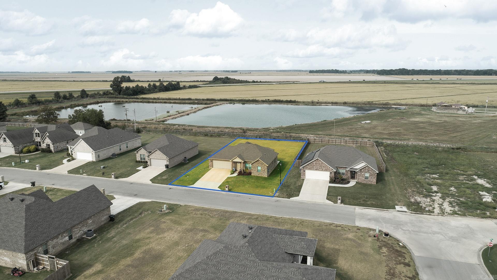 CRAFTSBURY VILLAGE - Residential