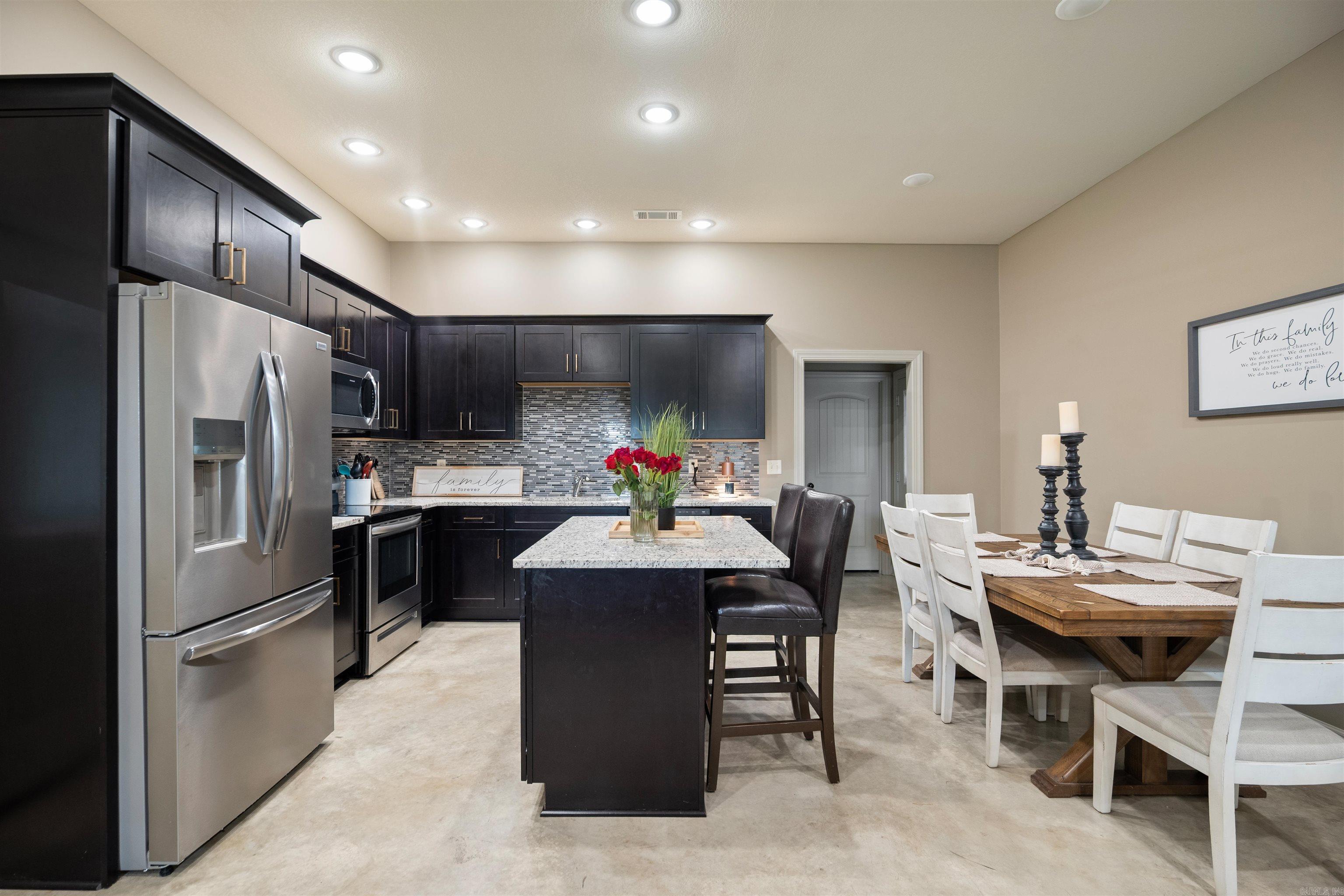 CRAFTSBURY VILLAGE - Residential