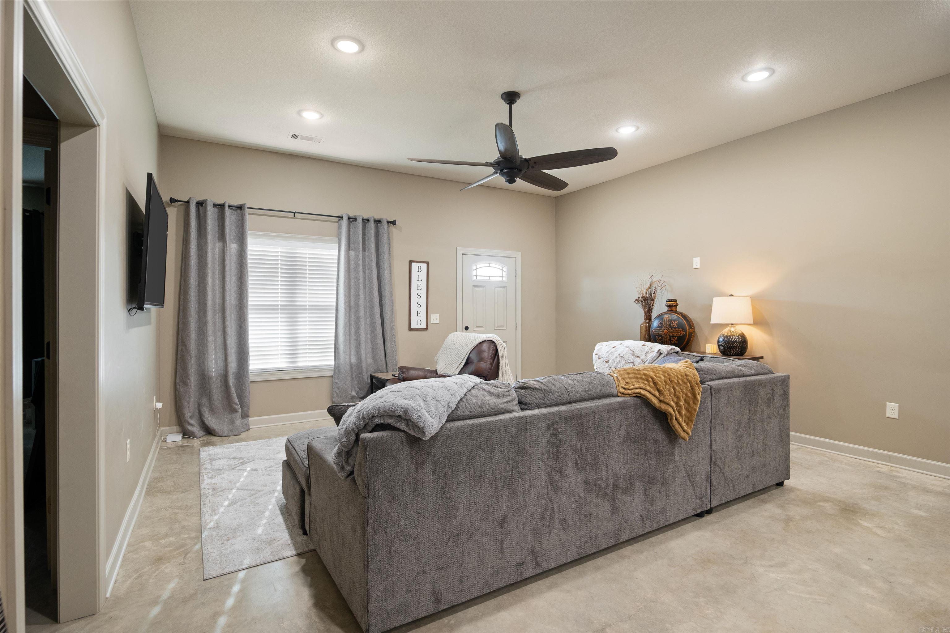 CRAFTSBURY VILLAGE - Residential