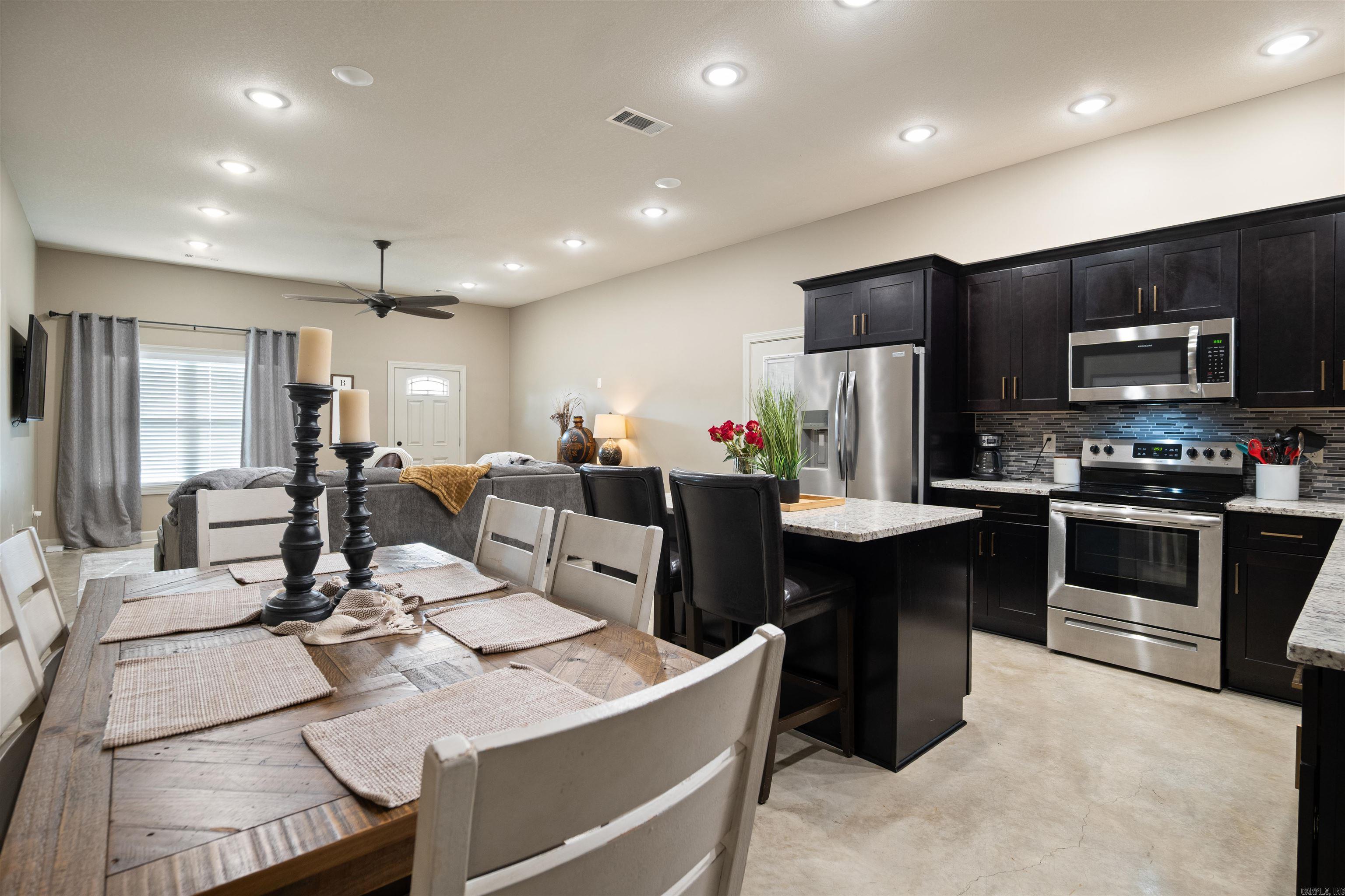 CRAFTSBURY VILLAGE - Residential