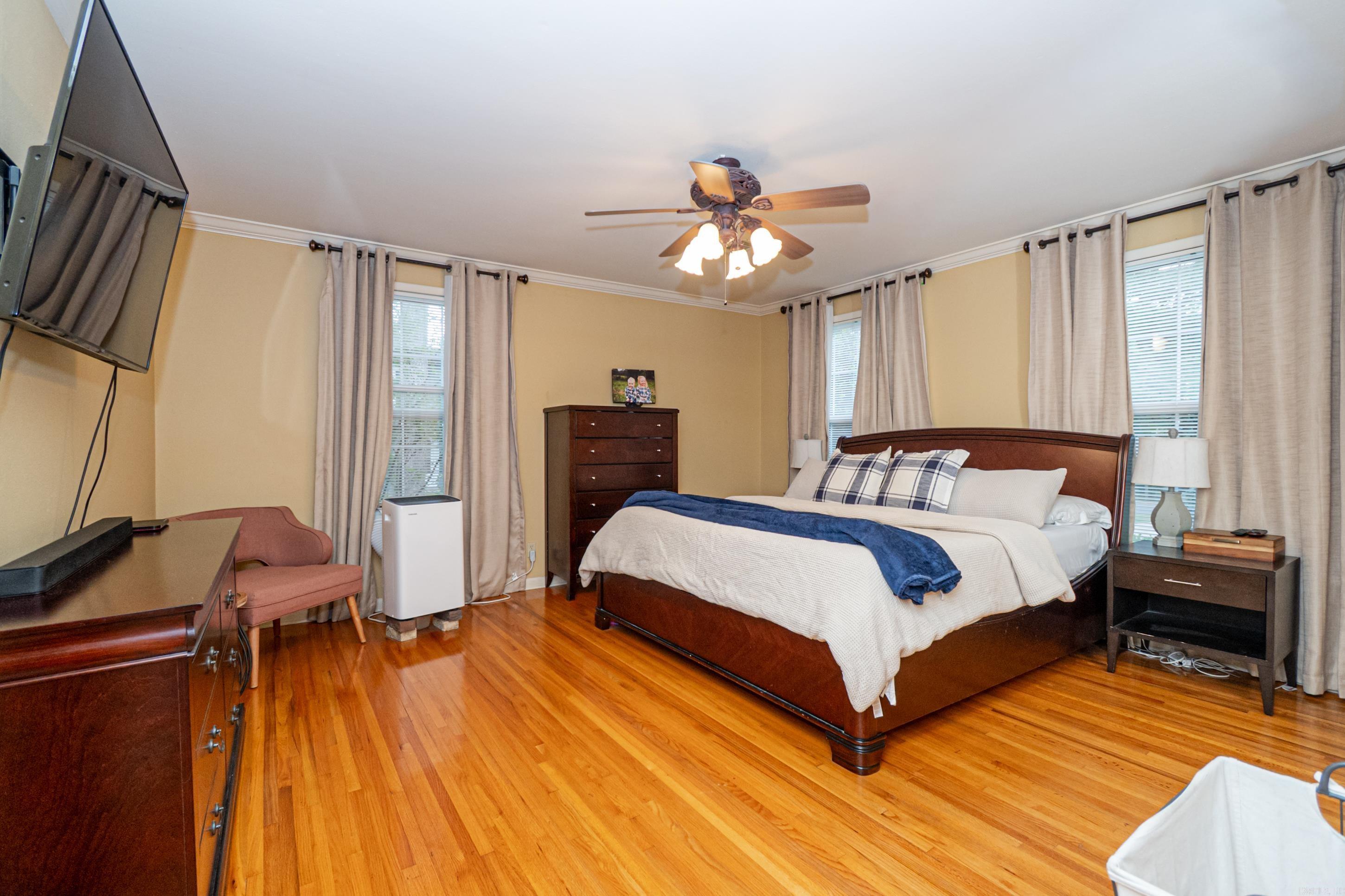 MIKE BERG LAKE - Residential