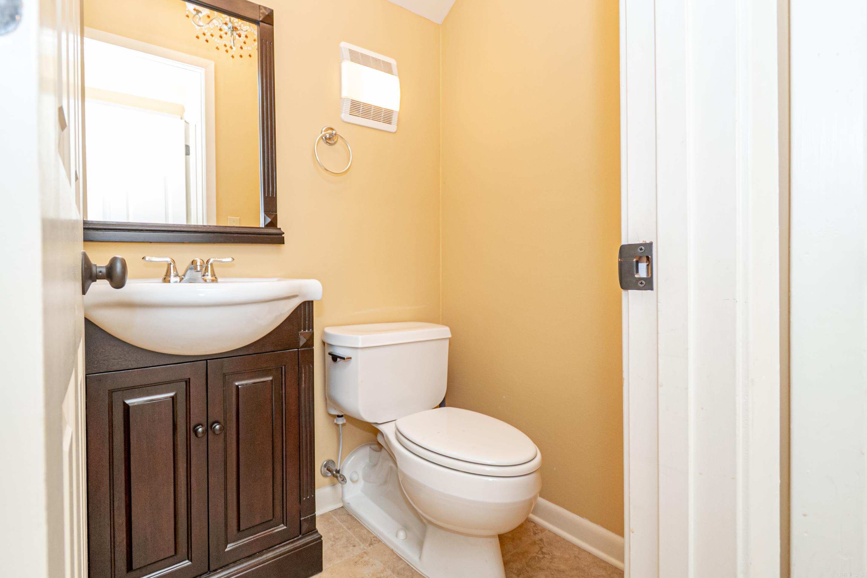 MIKE BERG LAKE - Residential