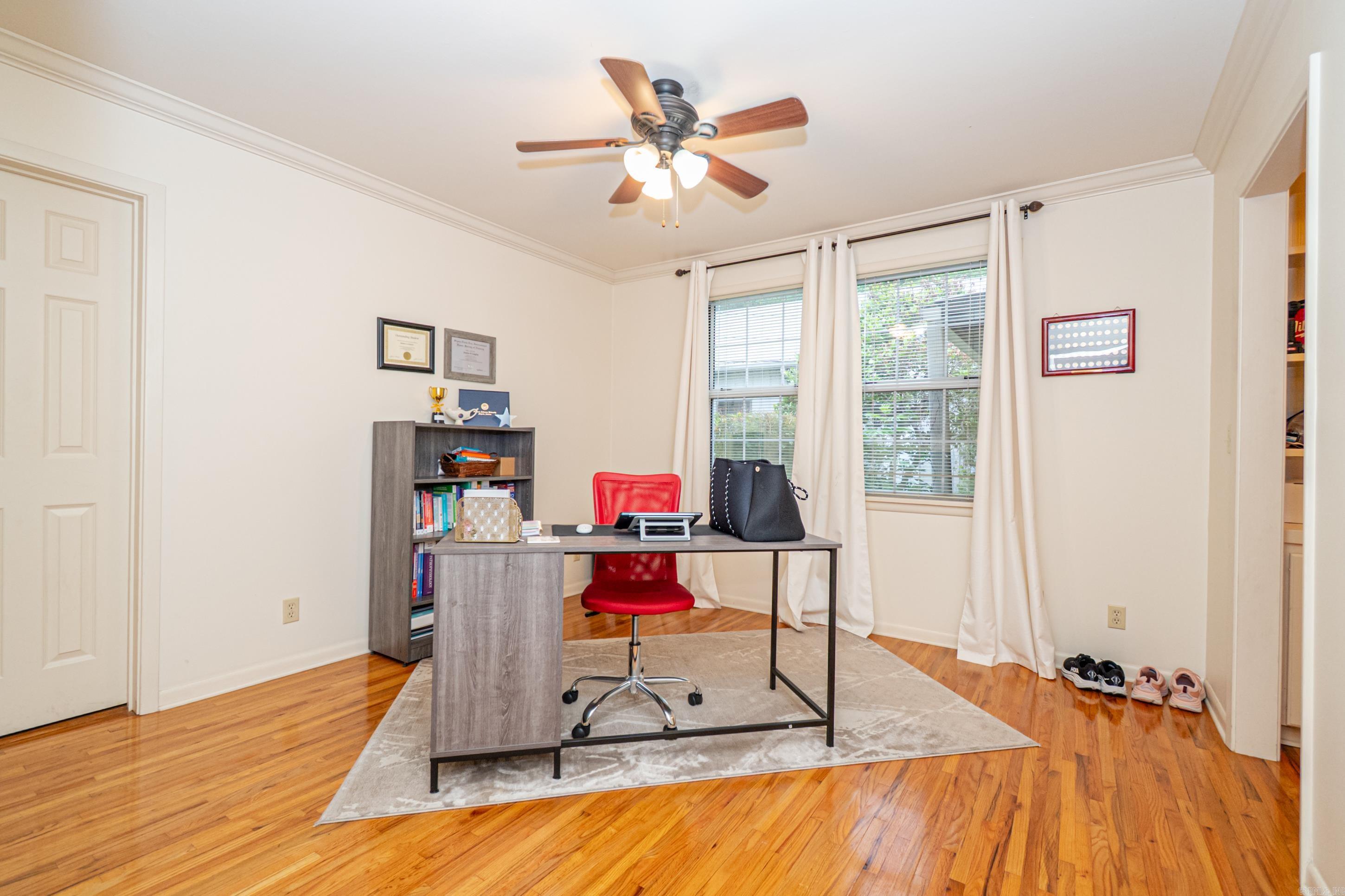 MIKE BERG LAKE - Residential