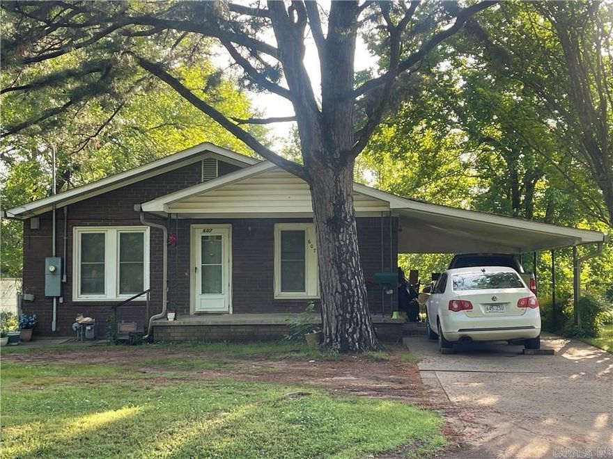 ADORABLE, BRICK Home in a great location. Large living area, formal dining room, kitchen offers plenty of cabinets with a handy laundry room nearby. Bedrooms are spacious. Hardwood flooring throughout. Within the past 5 years the improvements include: new roof, new water heater, plumbing, water lines, central heat and air. Wonderful, fenced backyard with a covered patio to relax on. Double concrete driveways on both sides of the house. See INTERNAL REMARKS.