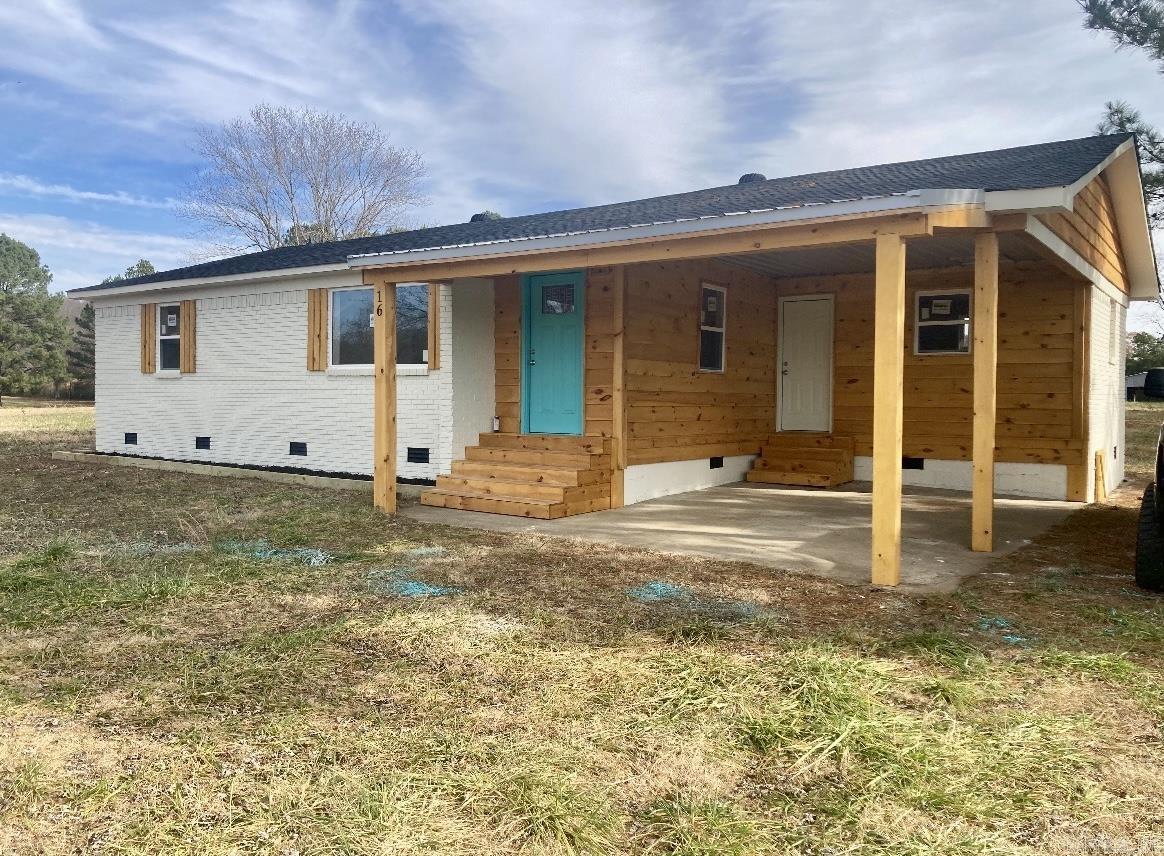 Come check out this nice 3Bed 2bath home right outside Conway city limits. If you are looking for a nice home right outside city limits this is the one! This home has an updated roof, new LVP Flooring, stylish features, and more! Schedule your showing today! Agents see remarks!