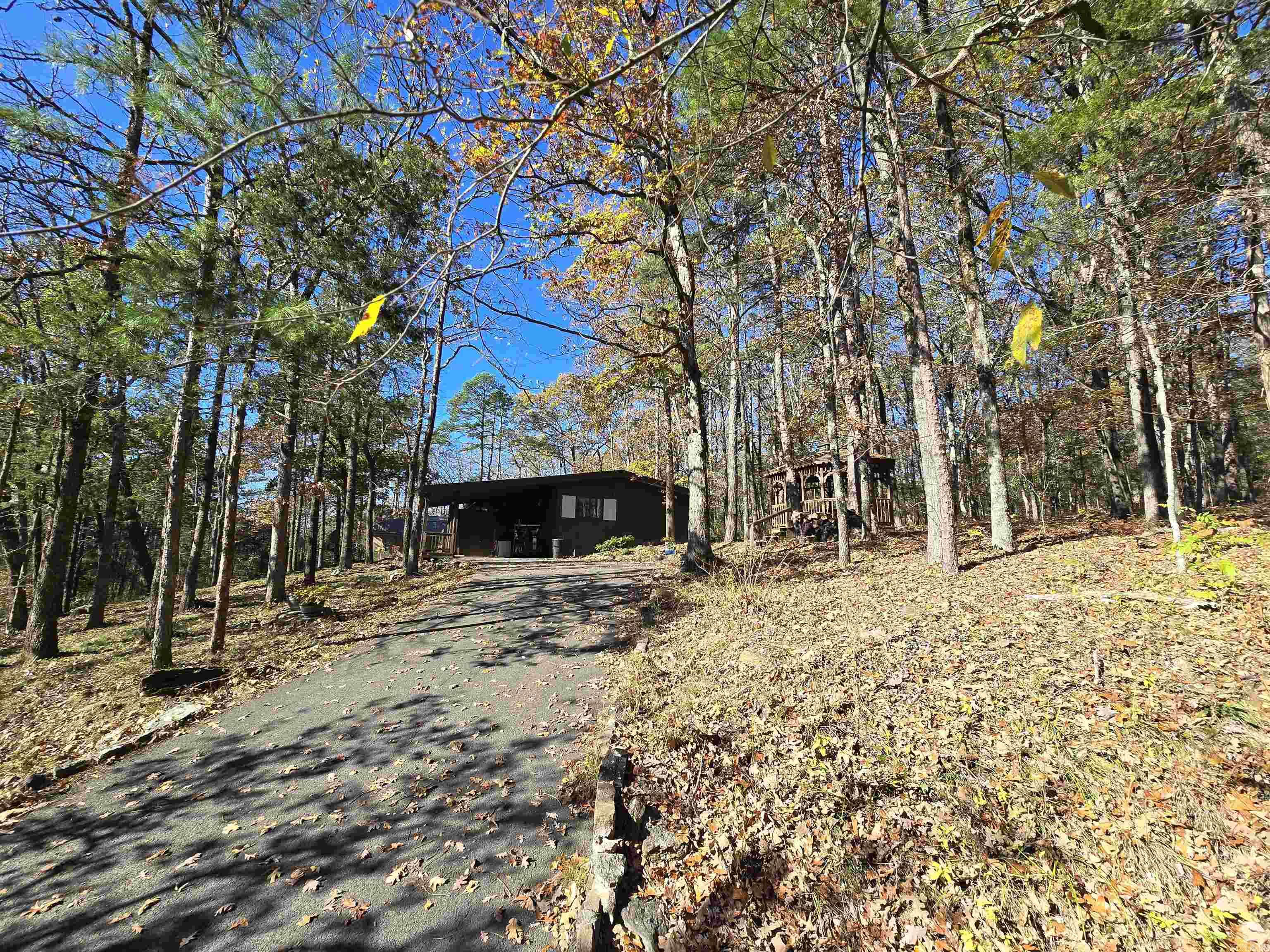 INDIAN HILLS - Residential