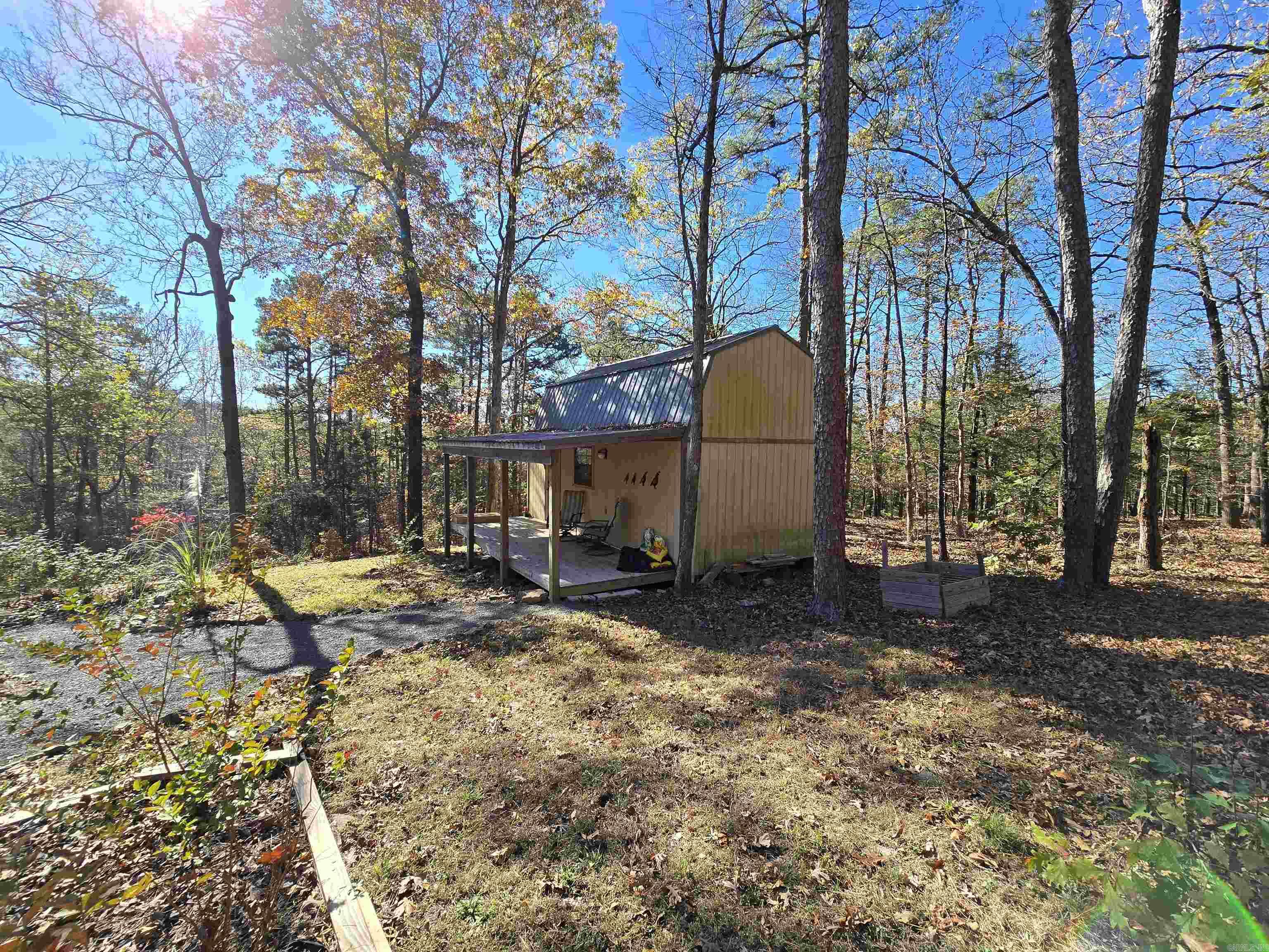 INDIAN HILLS - Residential