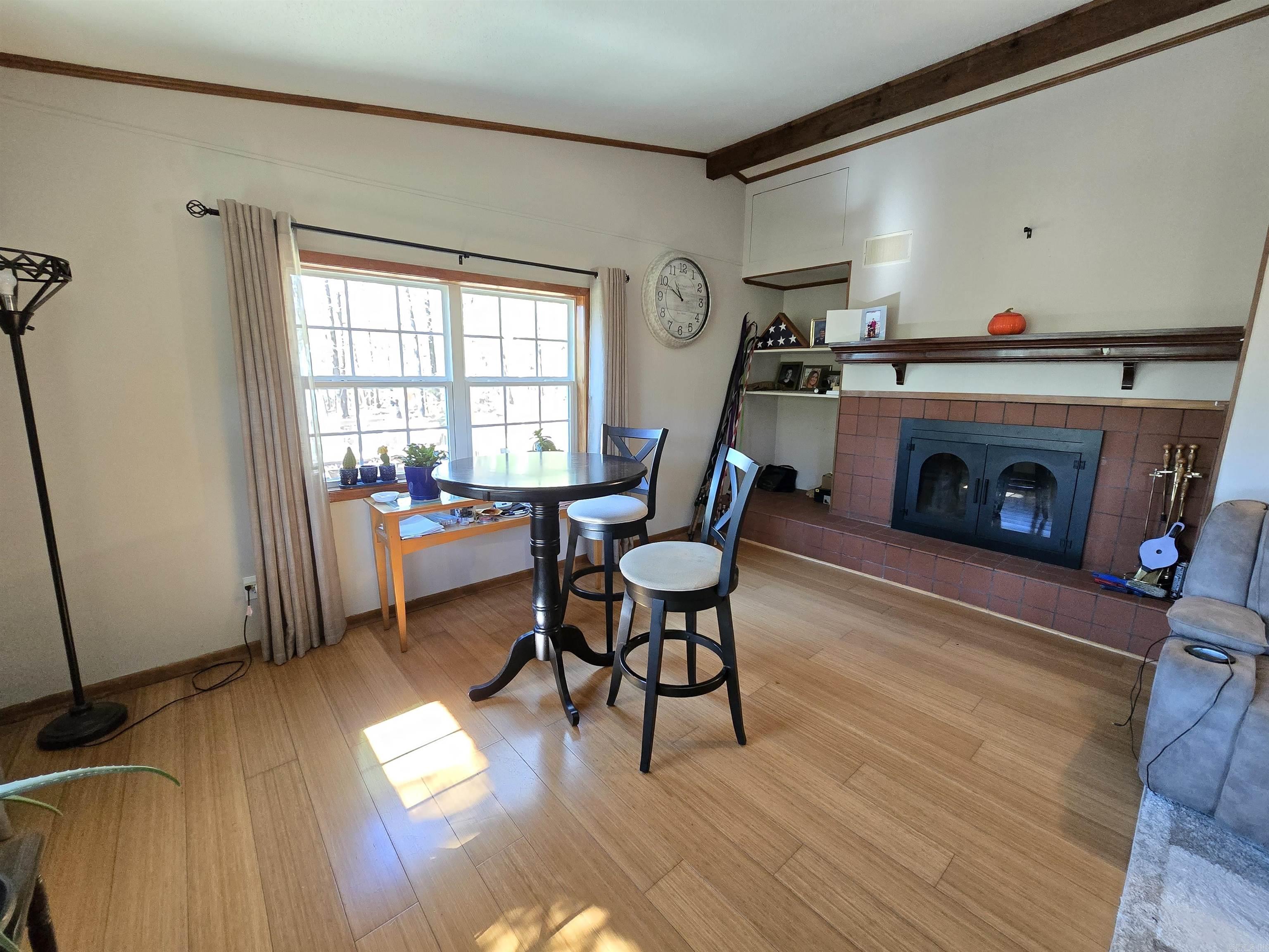 INDIAN HILLS - Residential