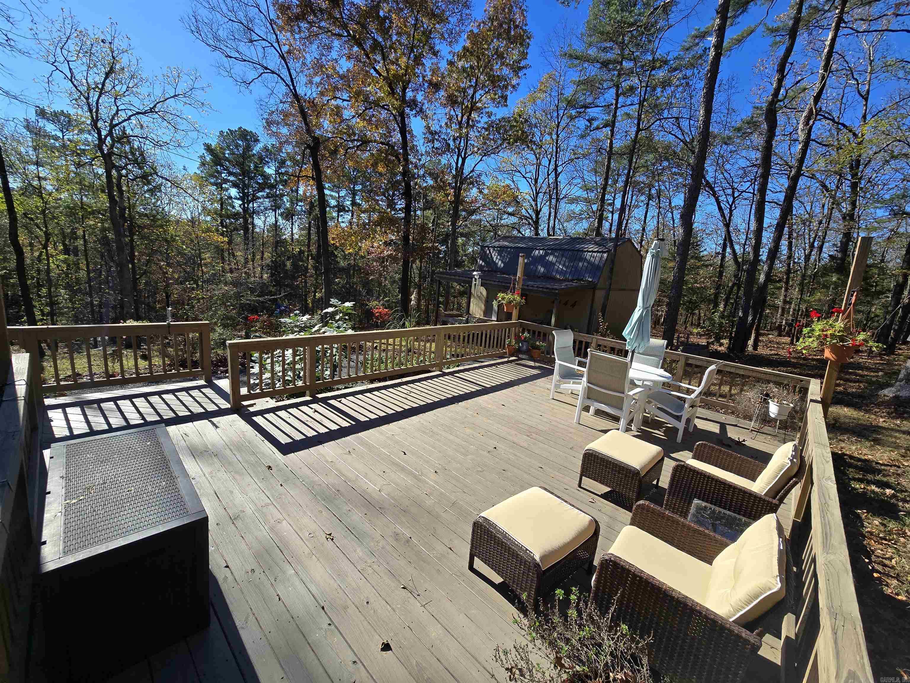 INDIAN HILLS - Residential