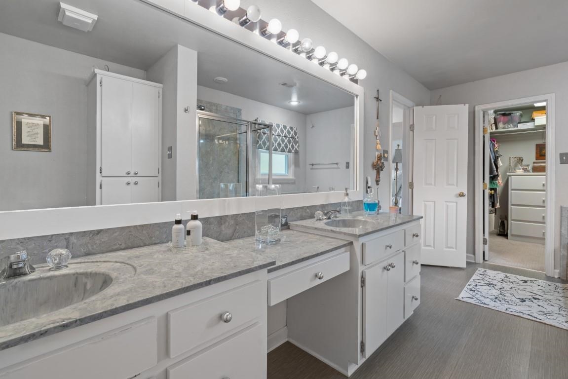 DRIFTWOOD POINT - Residential
