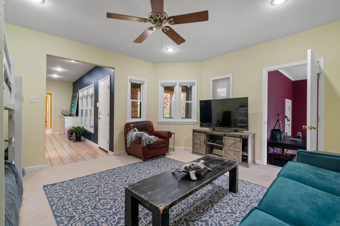 DRIFTWOOD POINT - Residential