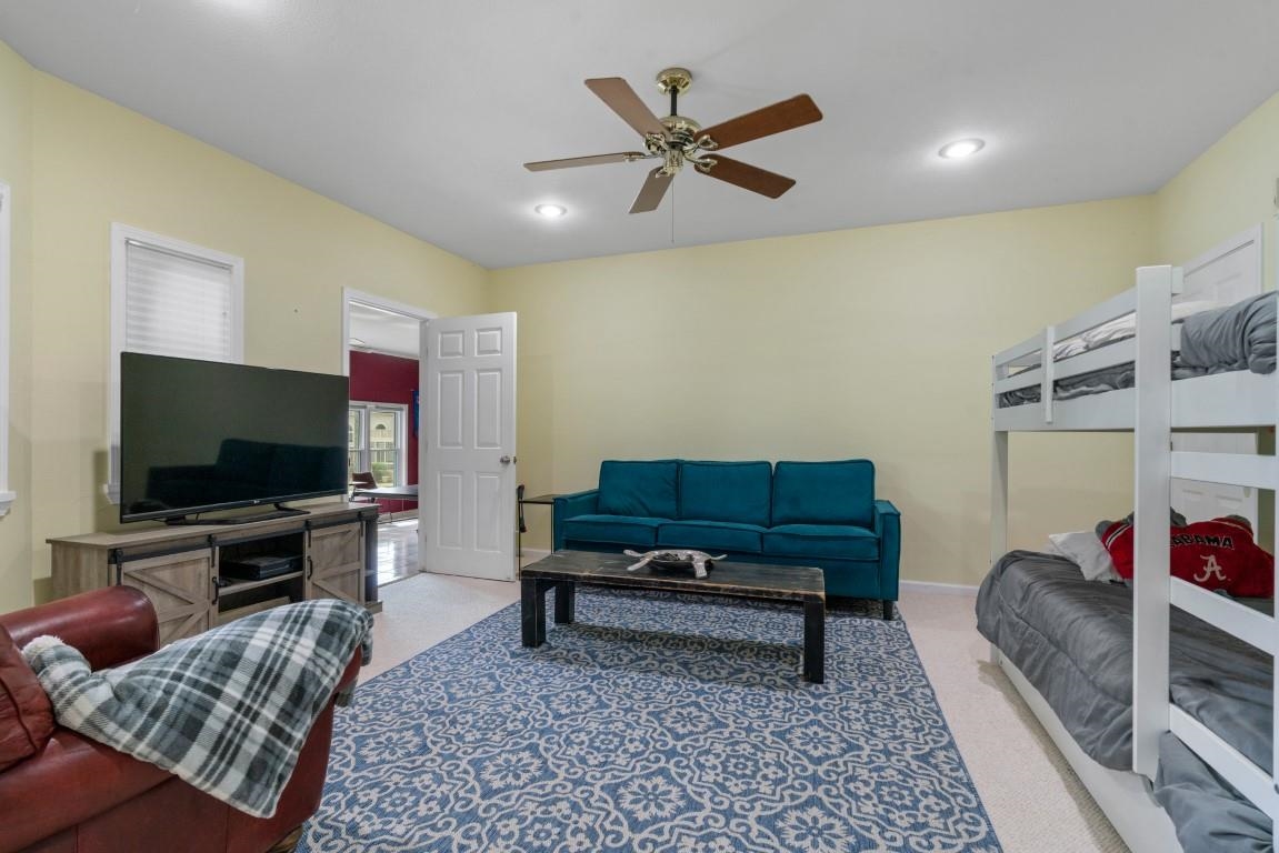 DRIFTWOOD POINT - Residential