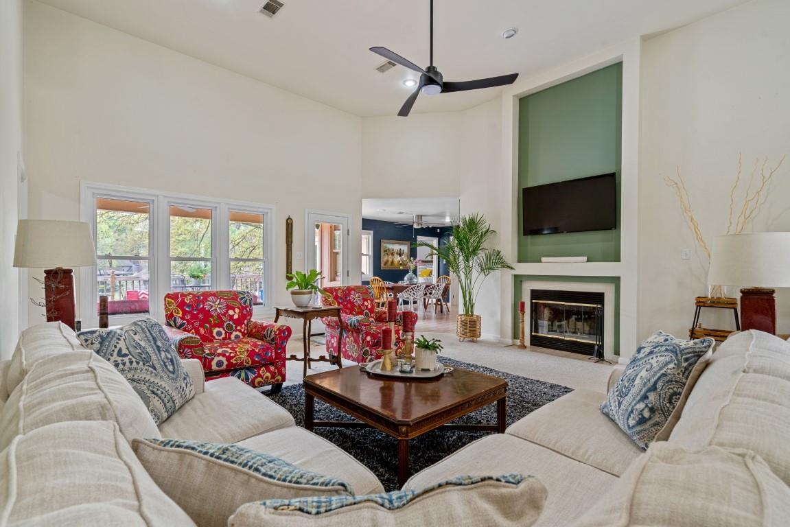 DRIFTWOOD POINT - Residential