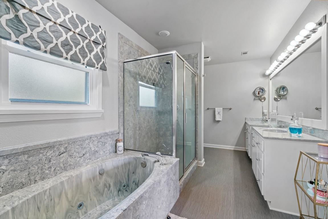 DRIFTWOOD POINT - Residential