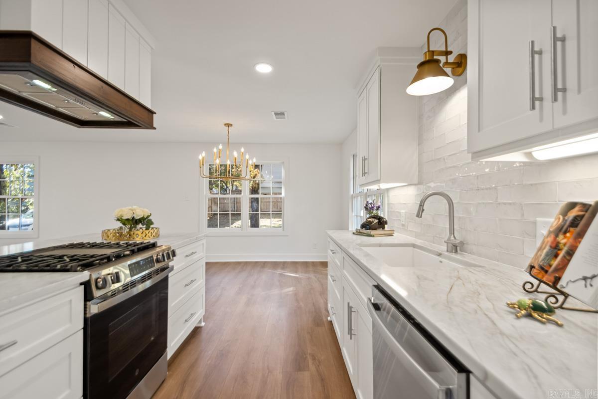 PLEASANT VALLEY ESTATES - Residential