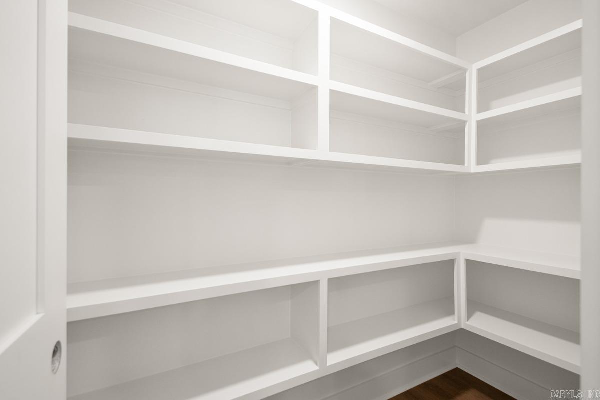 PLEASANT VALLEY ESTATES - Residential