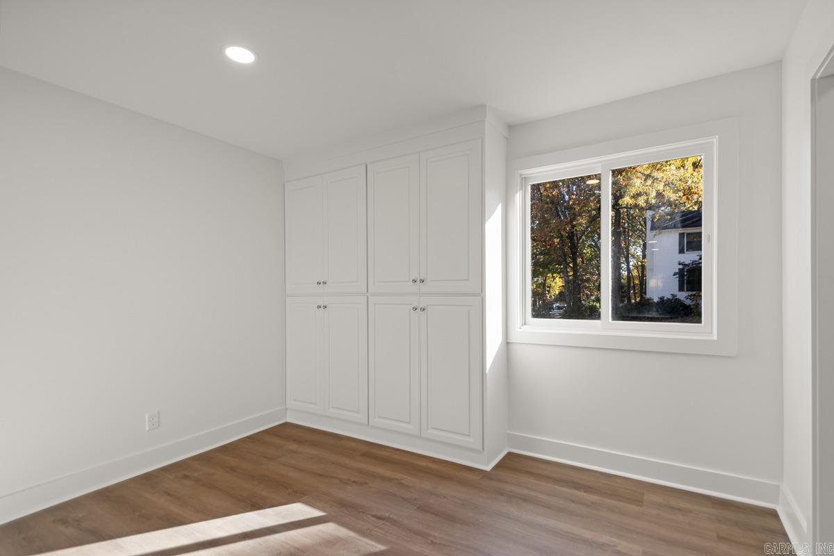 PLEASANT VALLEY ESTATES - Residential