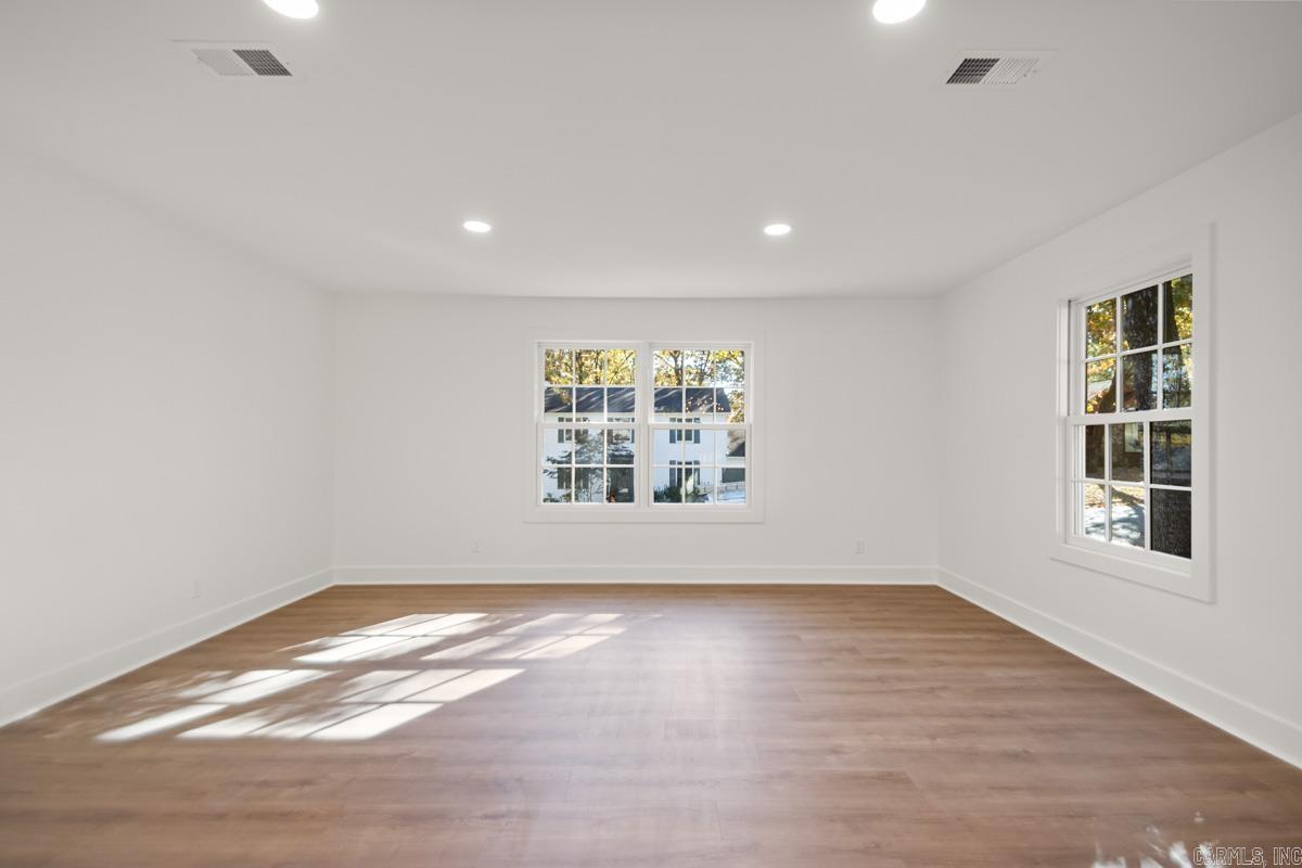 PLEASANT VALLEY ESTATES - Residential