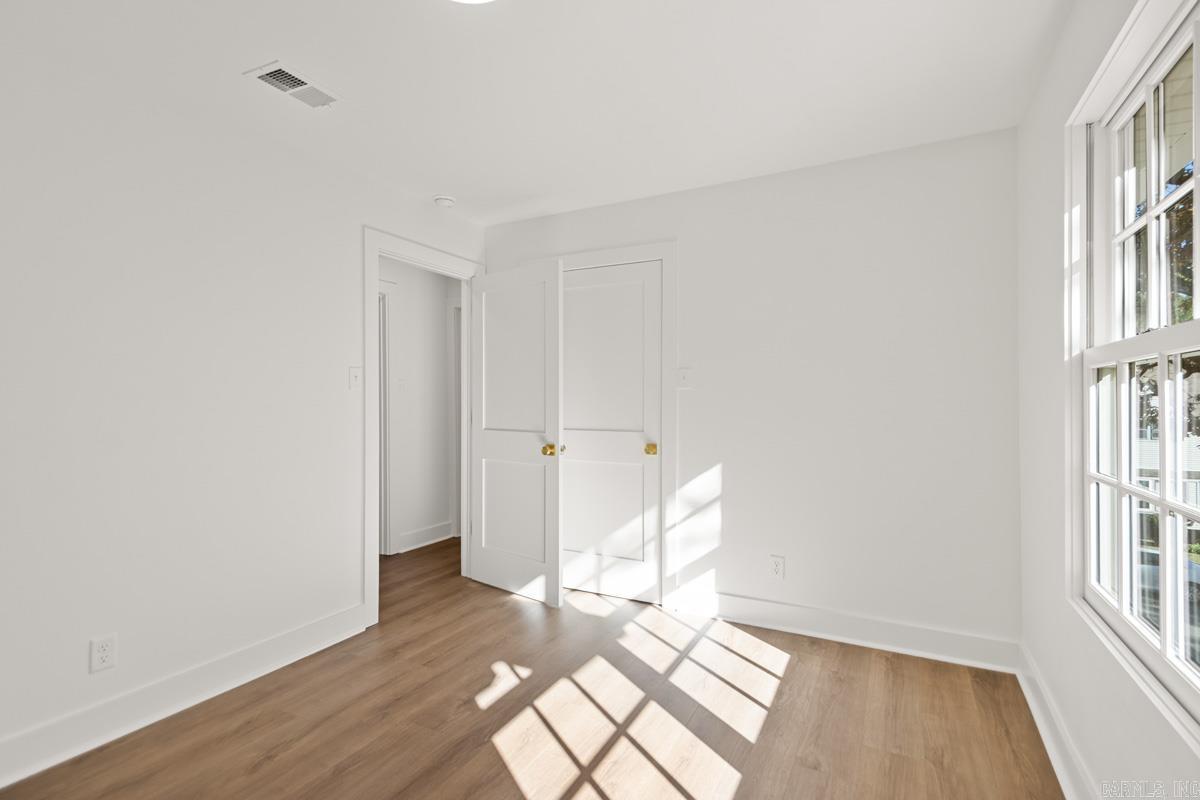 PLEASANT VALLEY ESTATES - Residential