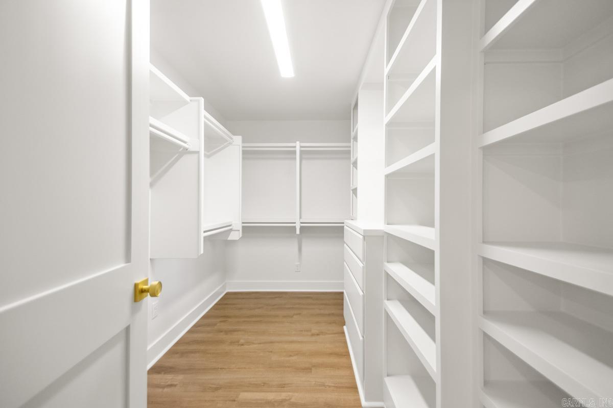 PLEASANT VALLEY ESTATES - Residential