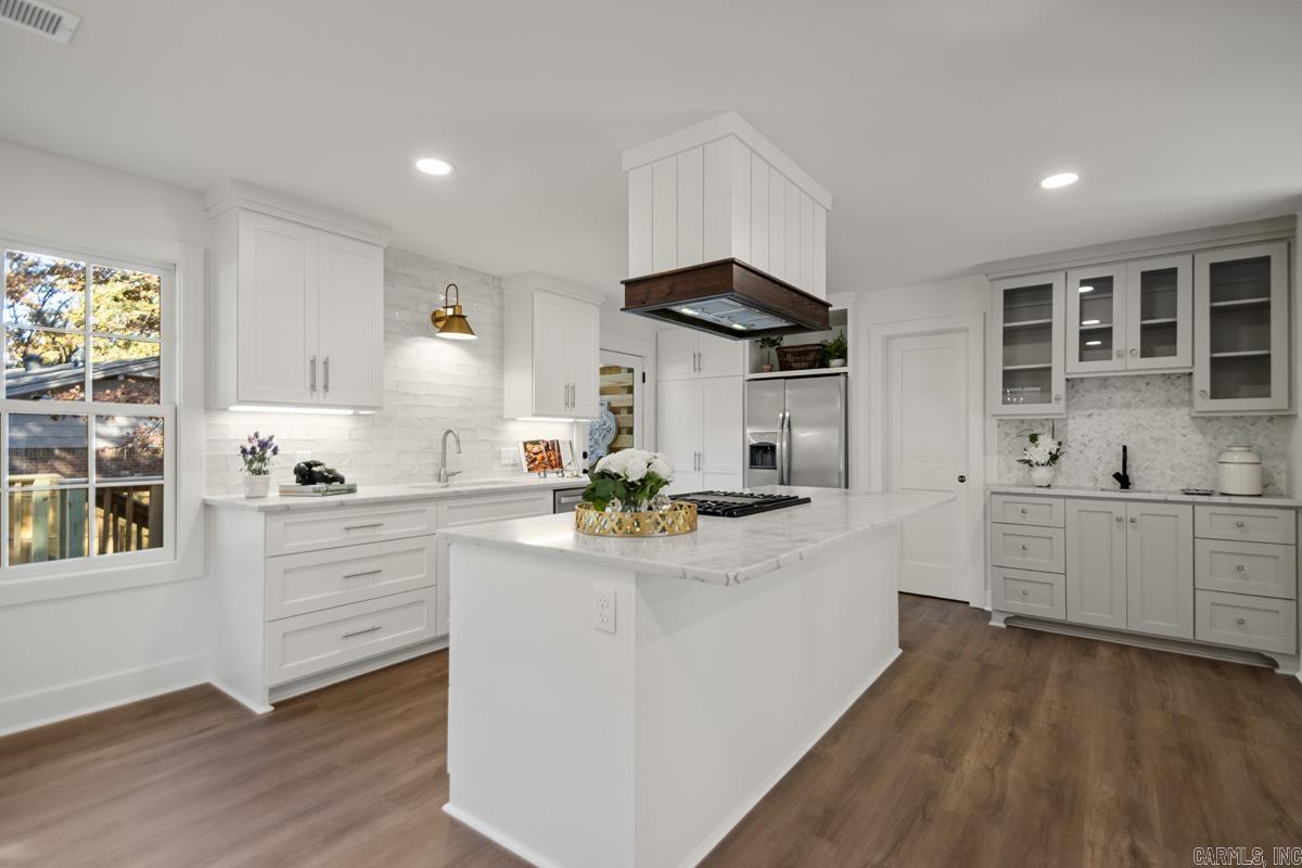 PLEASANT VALLEY ESTATES - Residential