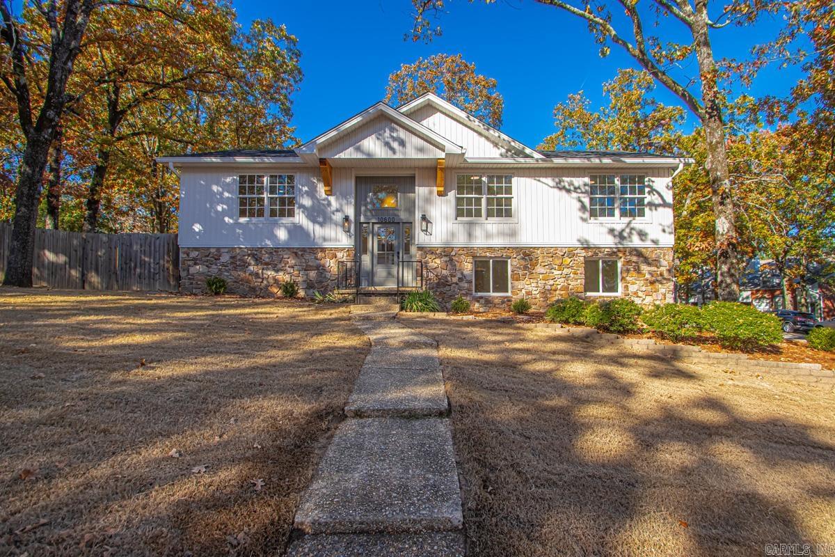 PLEASANT VALLEY ESTATES - Residential