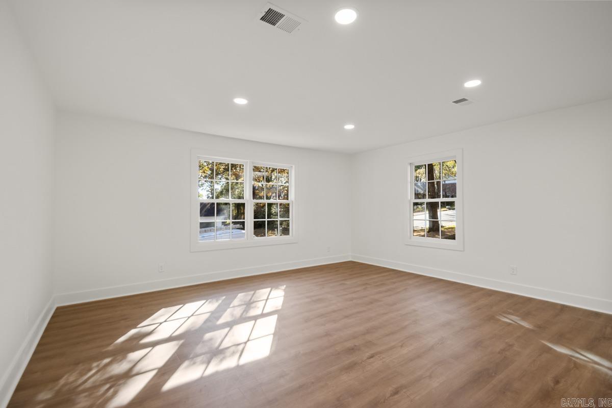 PLEASANT VALLEY ESTATES - Residential