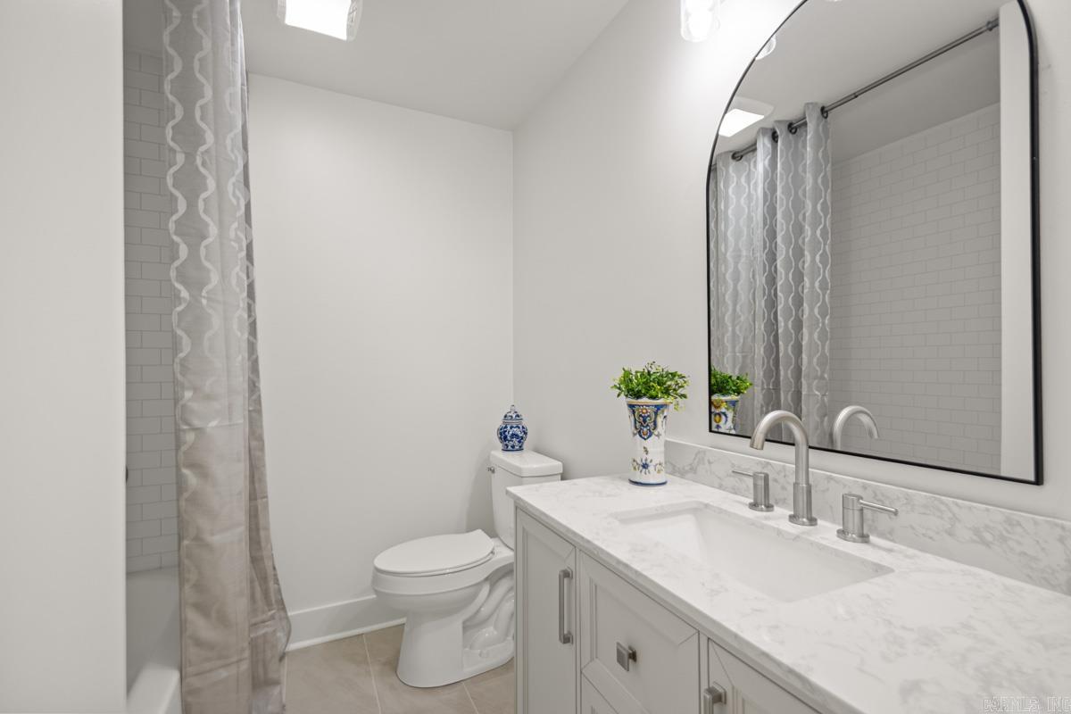 PLEASANT VALLEY ESTATES - Residential