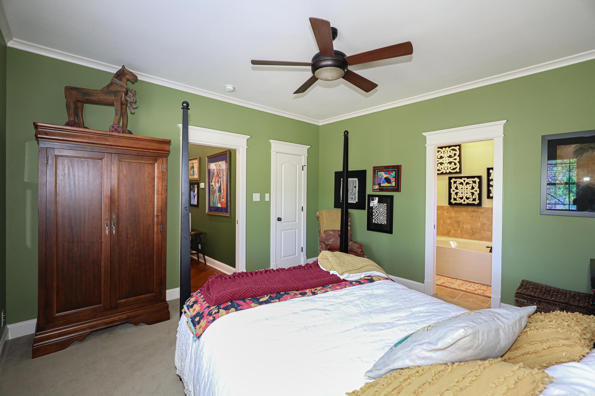 LONGHILLS VILLAGE - Residential