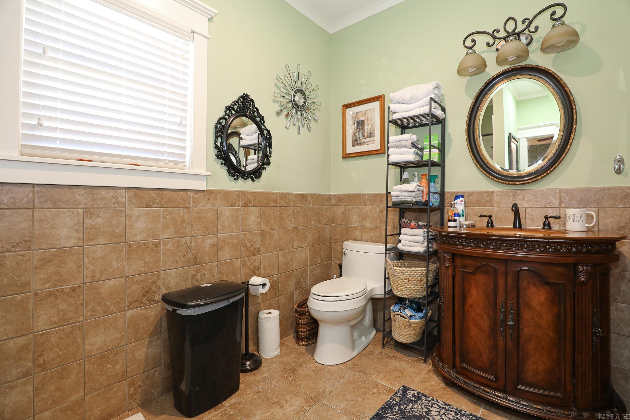 LONGHILLS VILLAGE - Residential