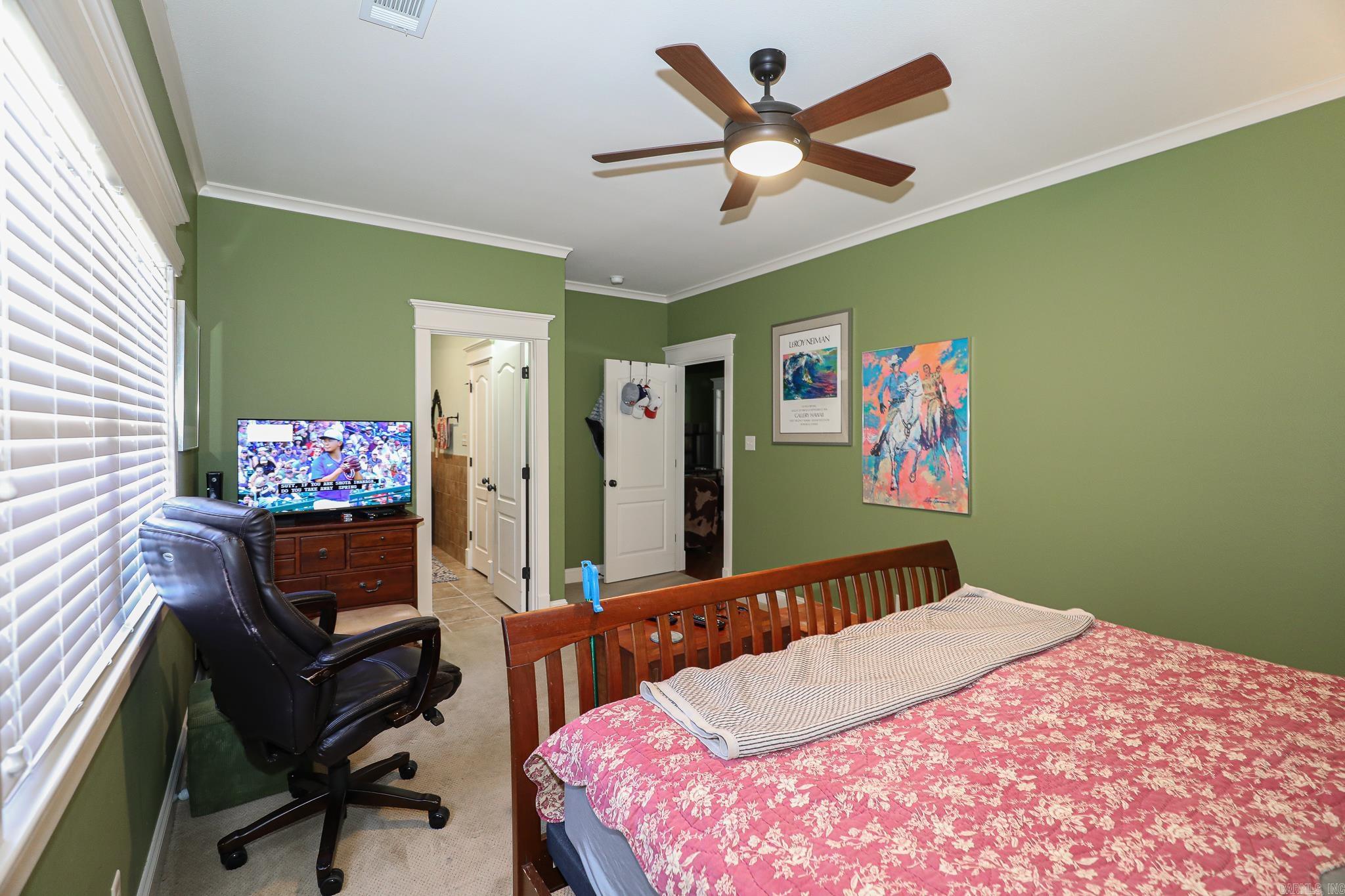 LONGHILLS VILLAGE - Residential