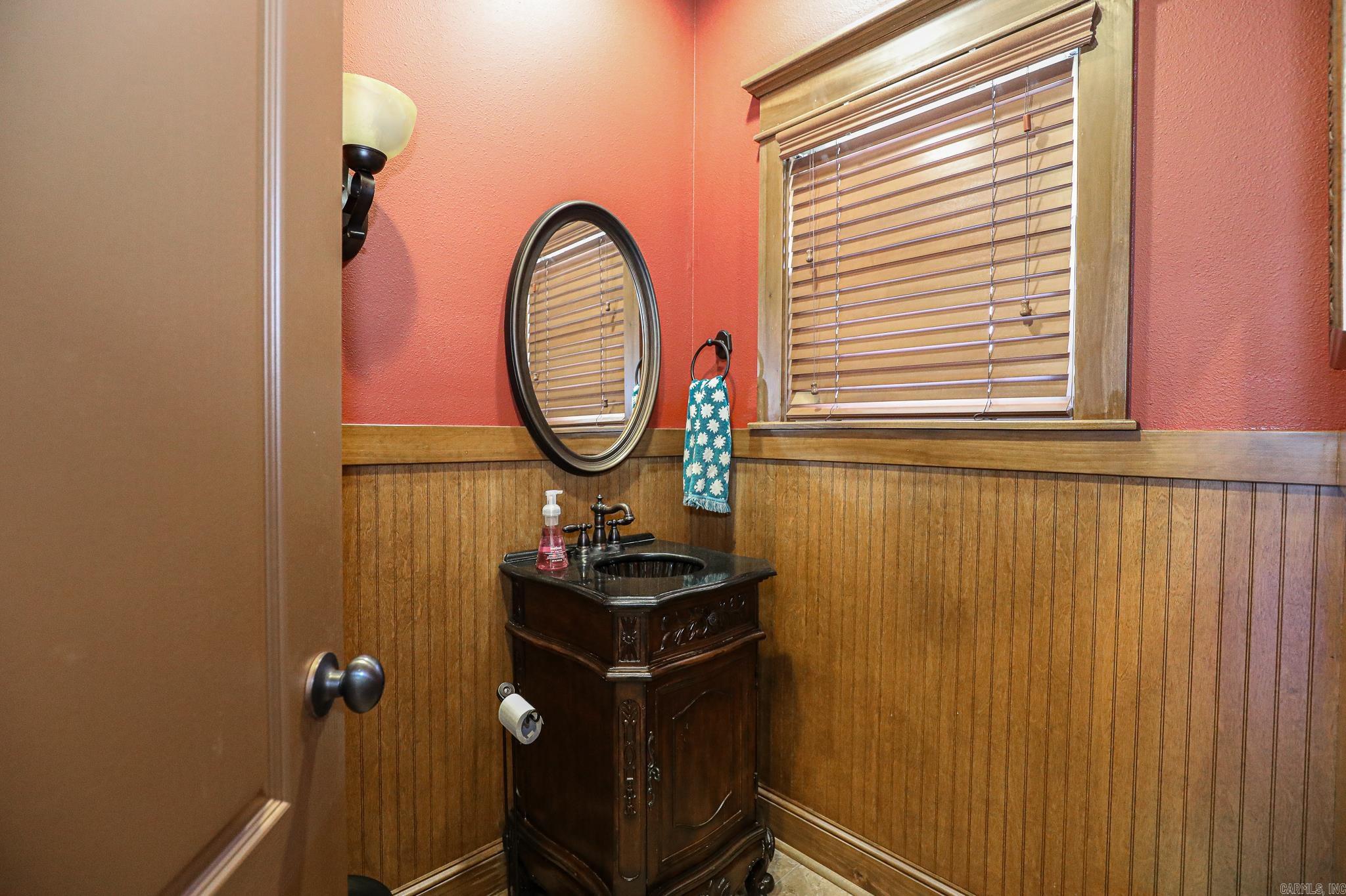 LONGHILLS VILLAGE - Residential