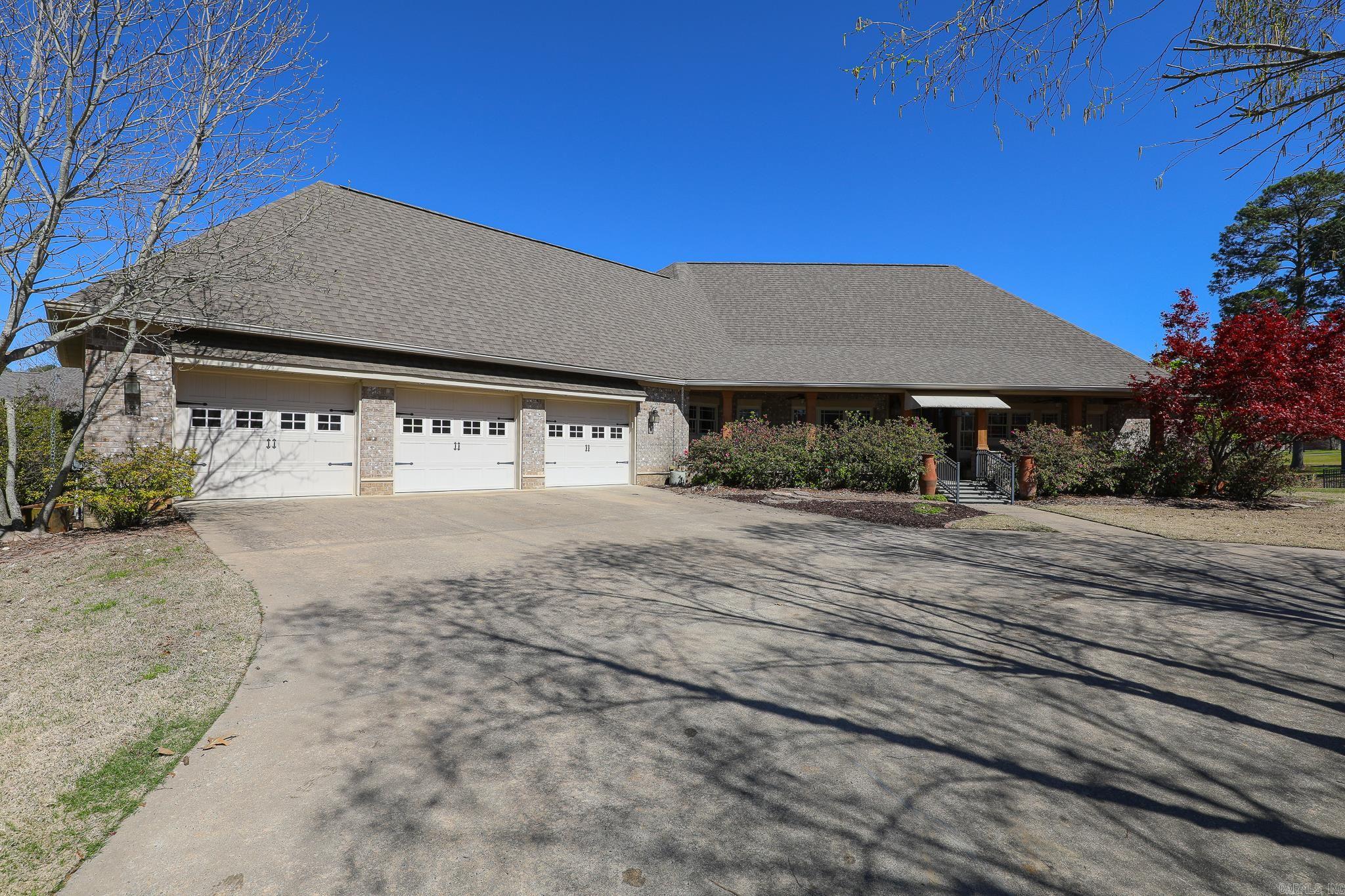 LONGHILLS VILLAGE - Residential