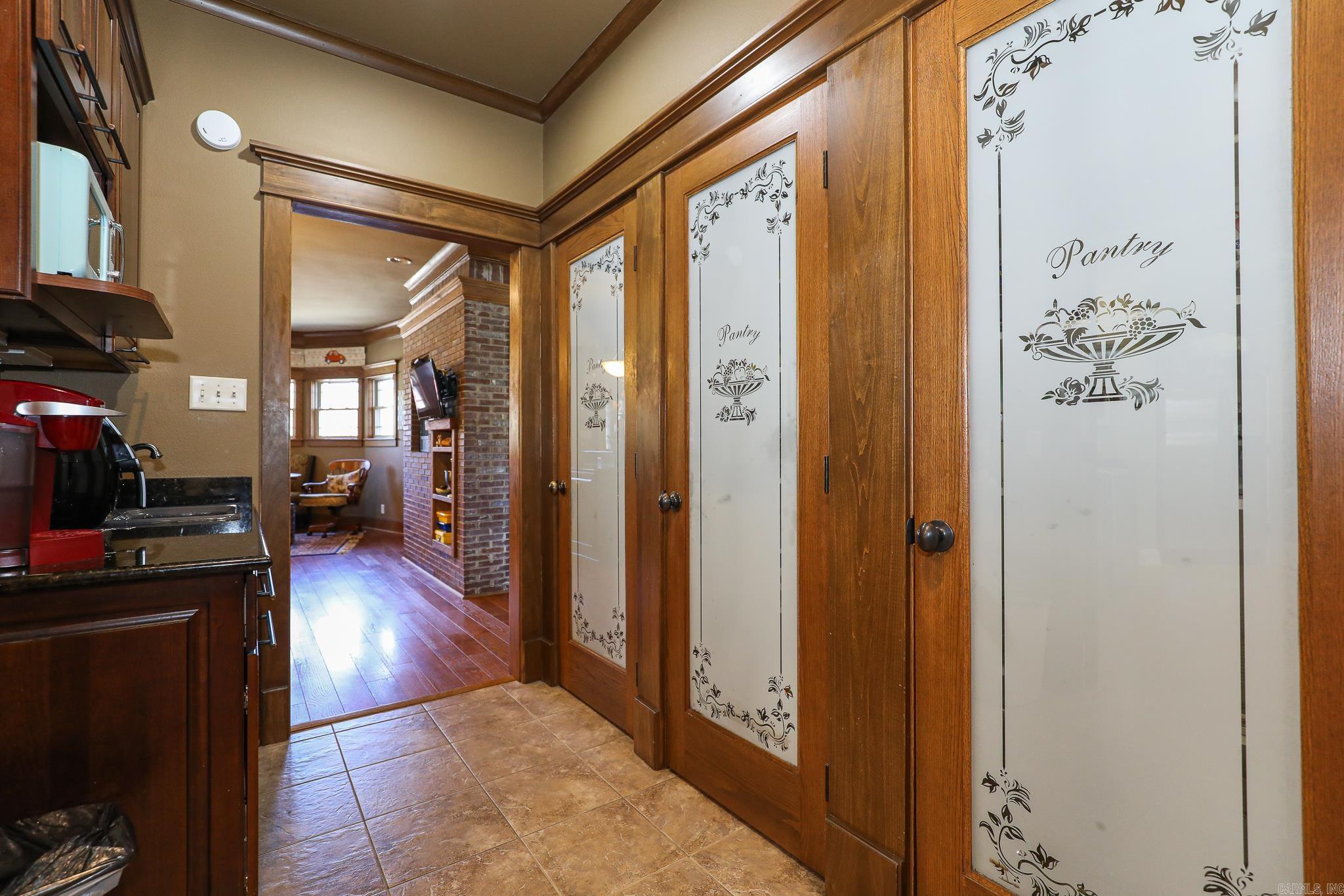 LONGHILLS VILLAGE - Residential