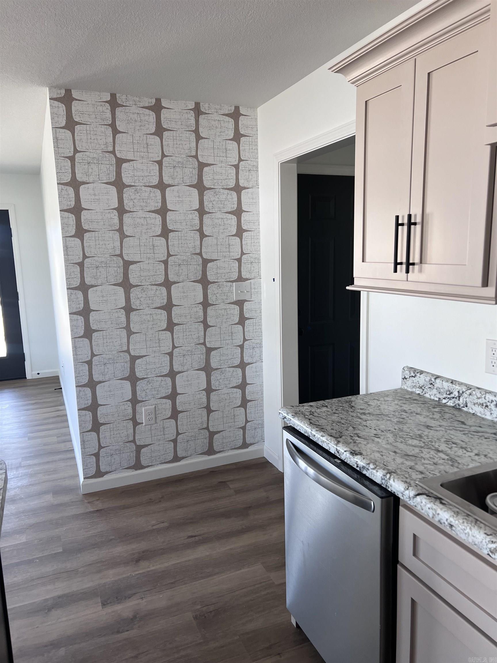 JEANS ADD - Residential