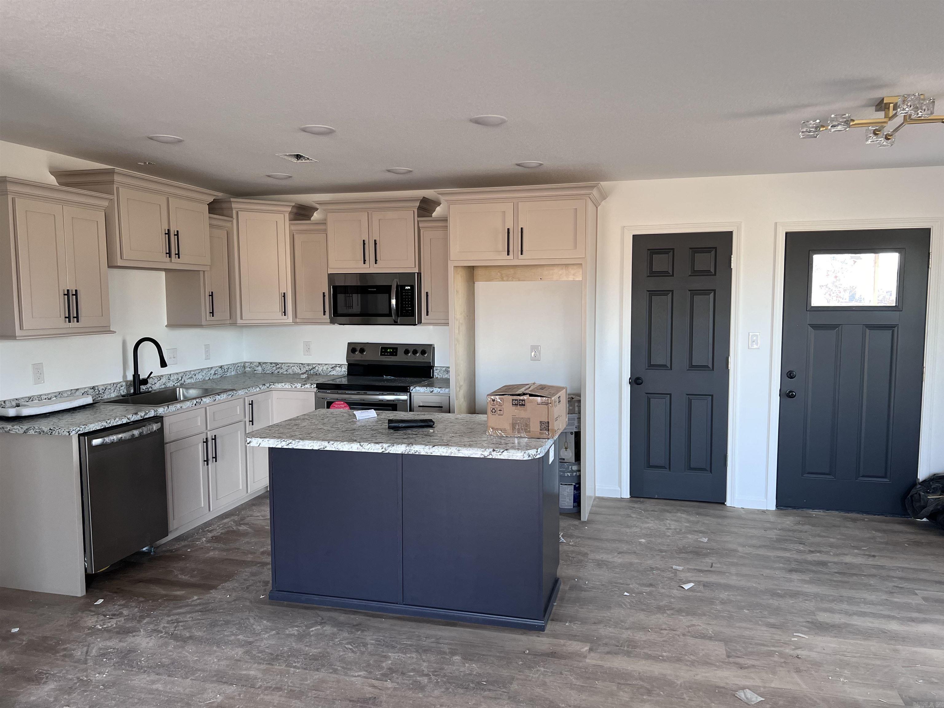 JEANS ADD - Residential