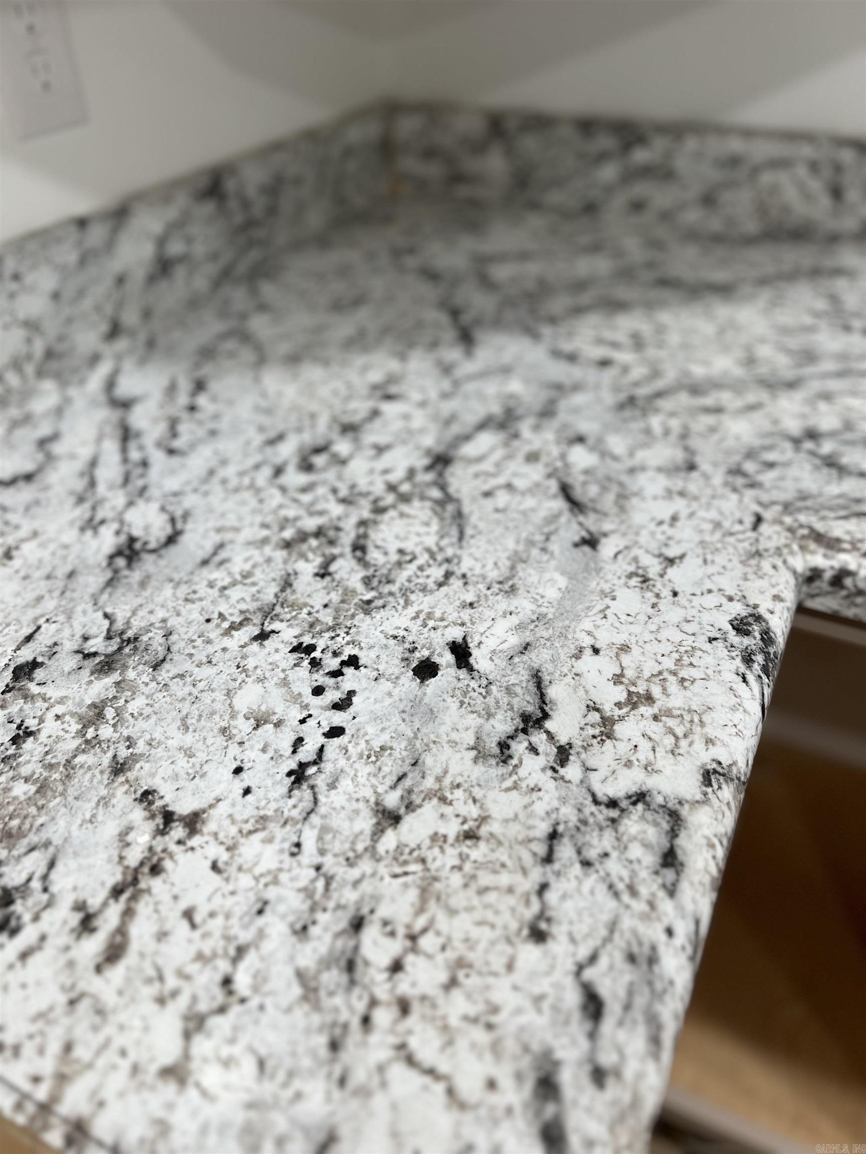 JEANS ADD - Residential