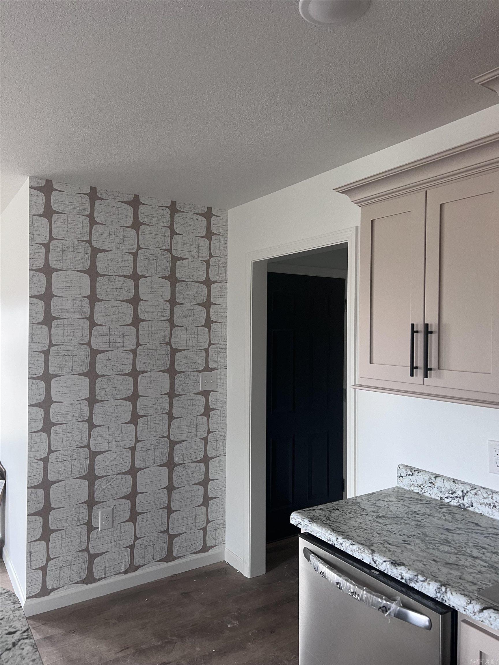 JEANS ADD - Residential