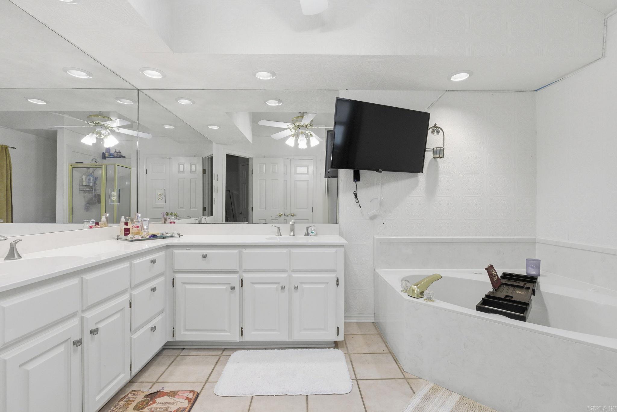 EDGEWATER ADDN - Residential