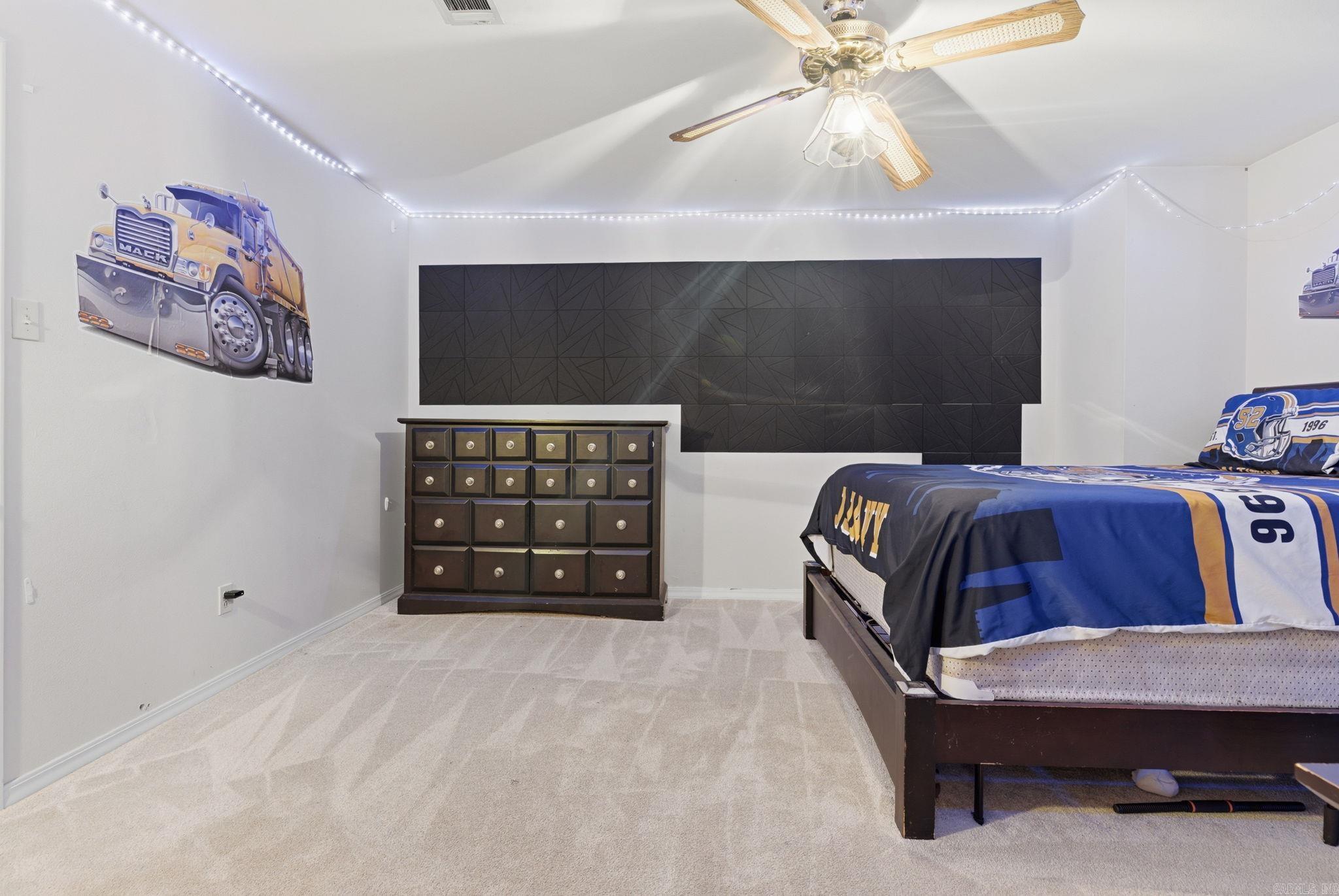 EDGEWATER ADDN - Residential